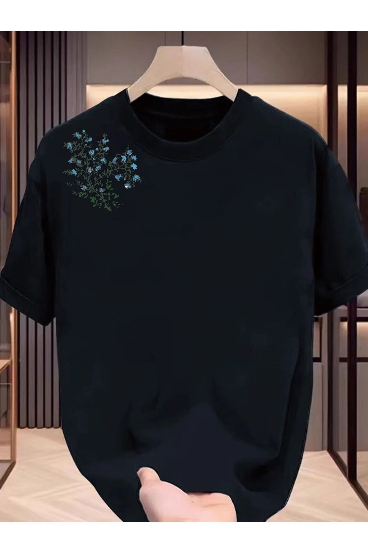 PALPİTO Kadın Siyah Omuz Yaprak Baskılı Oversize T-Shirt
