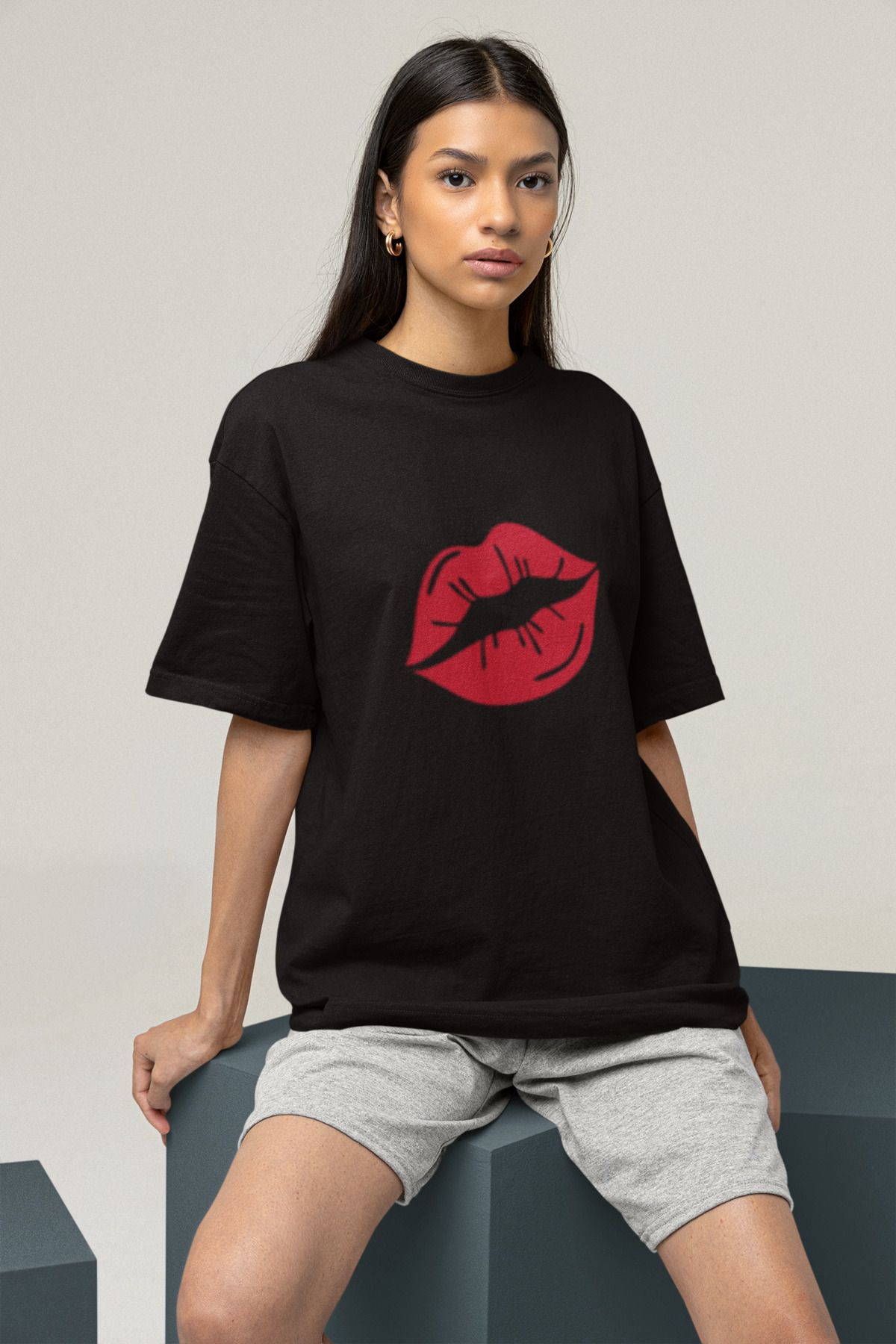 MG DUDAK BASKILI KADIN BİSİKLET YAKA PAMUKLU OVERSIZE KALIP KISA KOLLU T-SHIRT