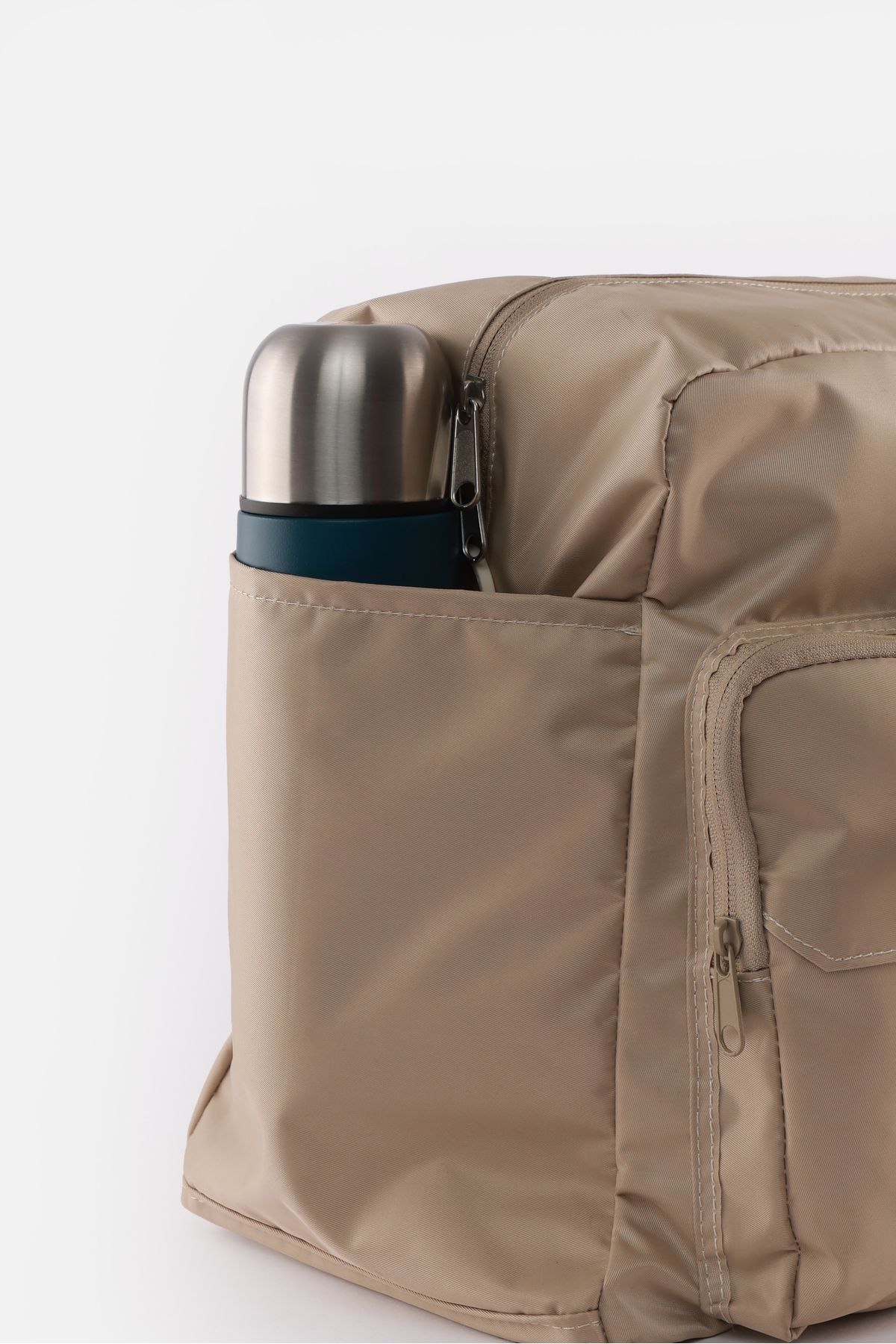 ICONE BAG-Large Size Travel Bag - Adjustable with Shoe Compartment, Suitcase Attachment, and Water Repellent Multi-Pockets 3