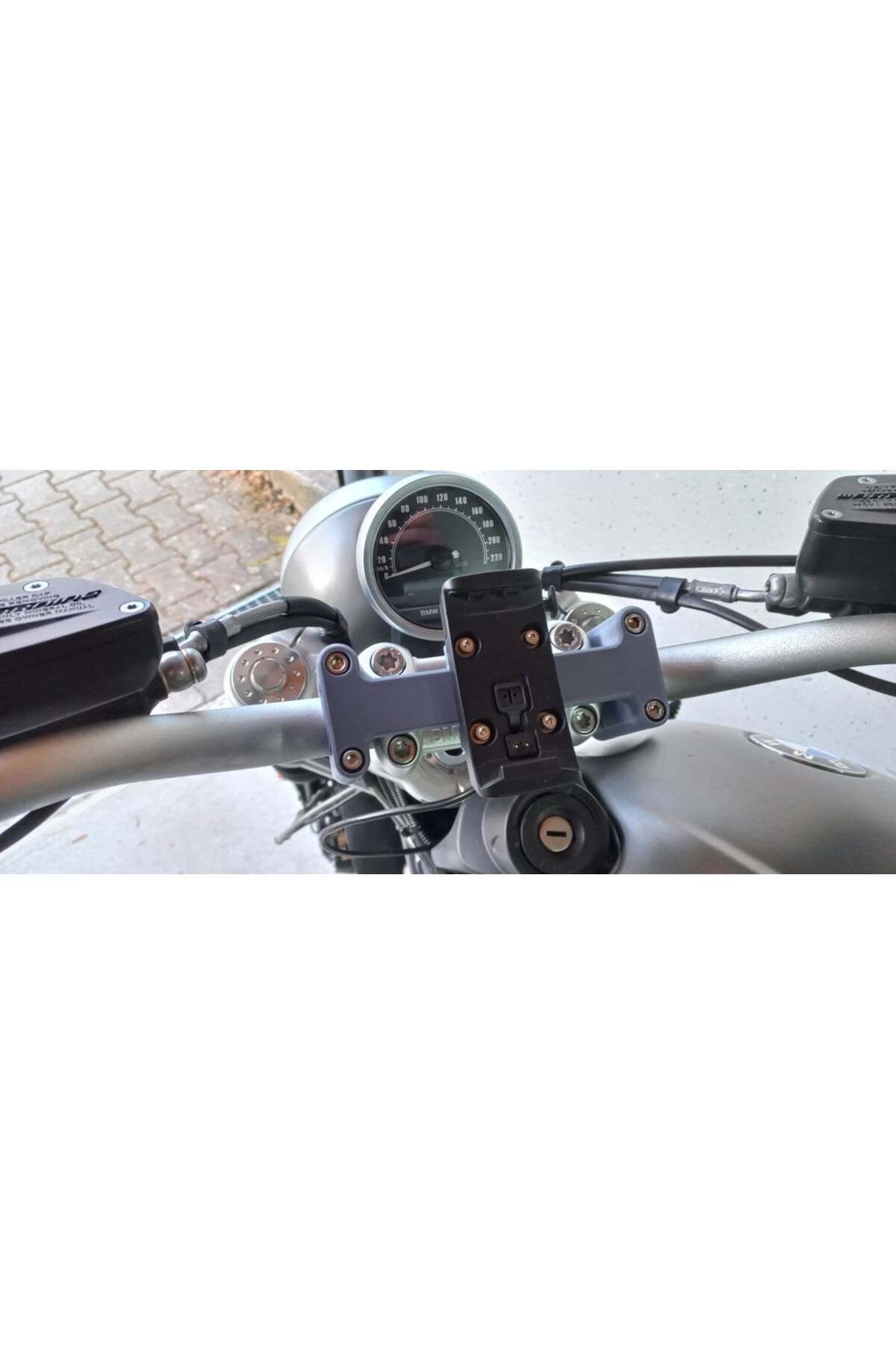 Lucest BMW R Ninet, Garmin Zumo 390'ı tutuyor (Plastik Aparattır!!!) Uyumlu