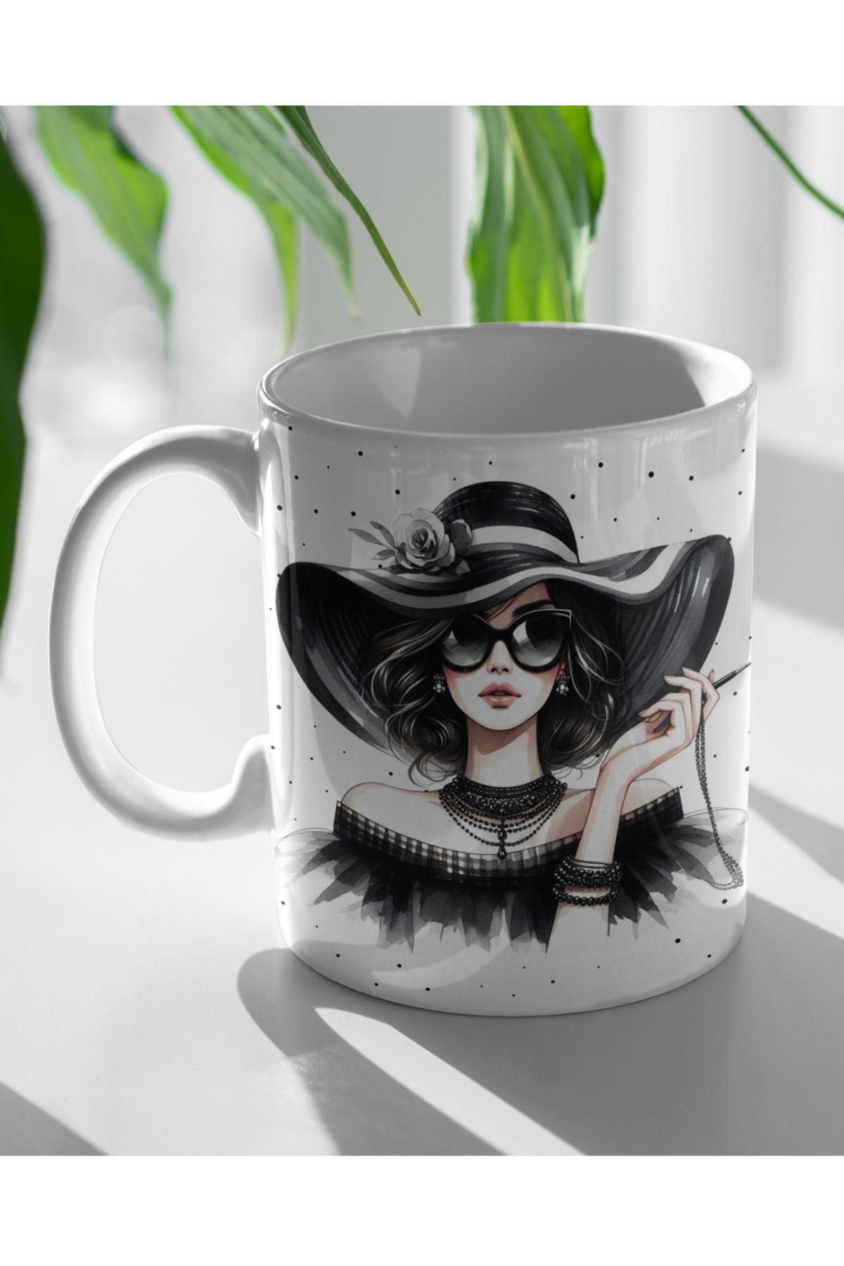 Home Tarz Şık Kadın Kupa Bardak Siyah Zincir Detaylı Tasarım, Hediye ve Dekoratif Mug