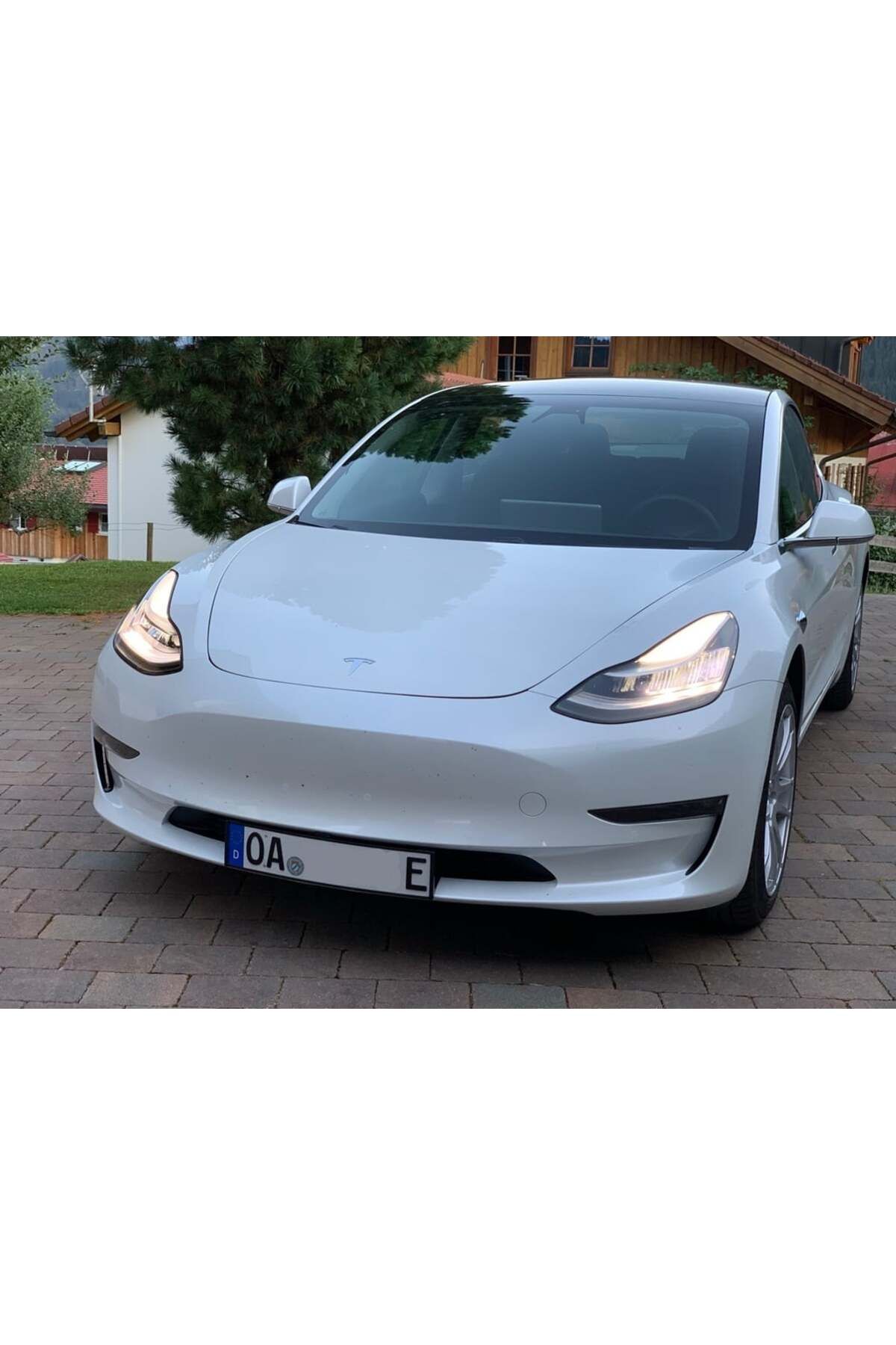Lucest Tesla Model 3 Lisans Plakası Sahibi Avrupa Sürümü (Plaka Tutucu) (Plastik Aparattır!!!)