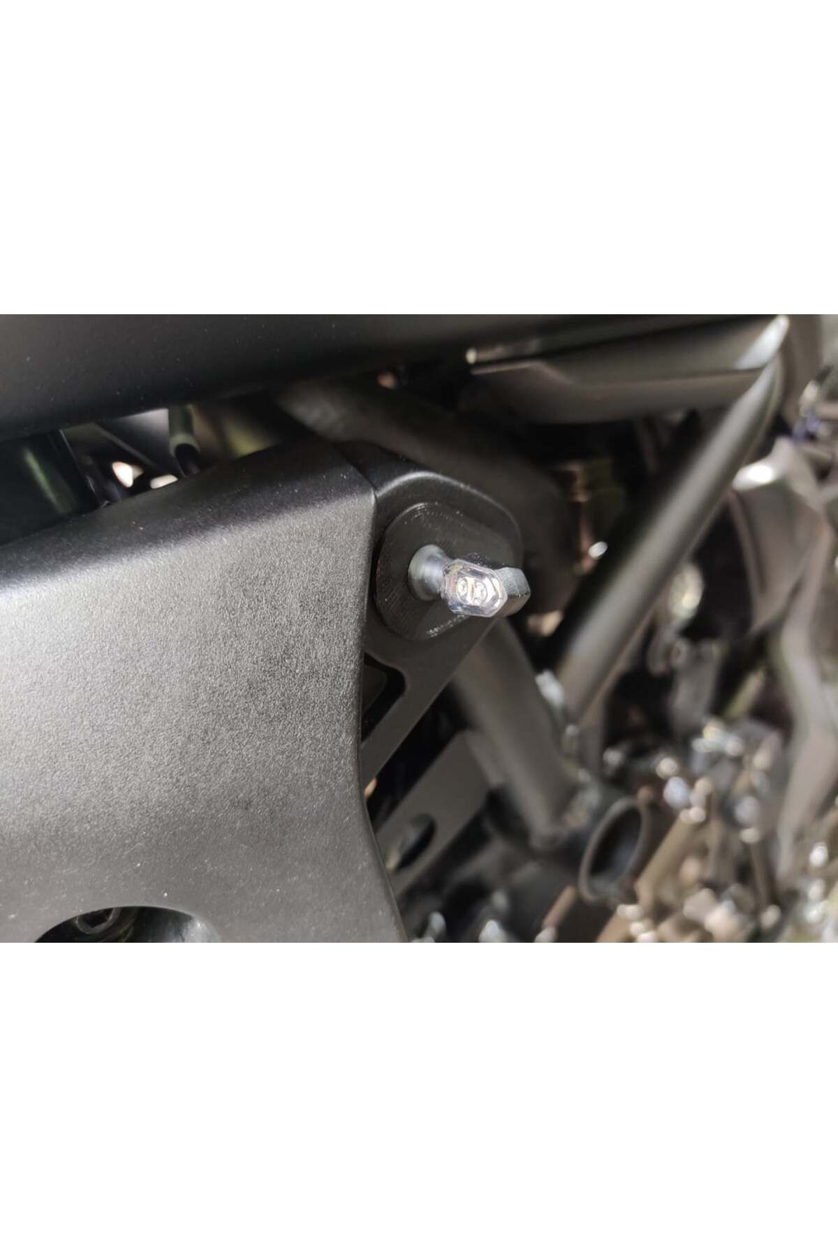 Lucest Yamaha MT-07 2020 Turn Sinyal Adaptörü (Plastik Aparattır!!!)