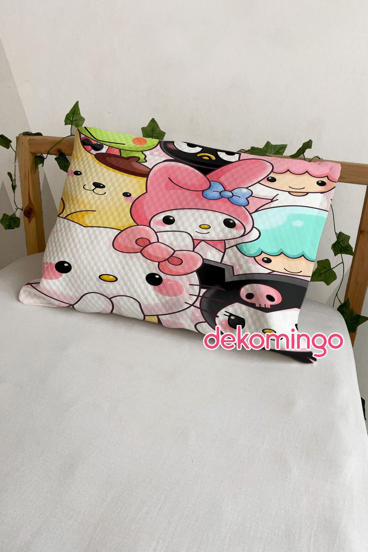 dekomingo KUROMI VE ARKADAŞLARI 2 ADET YASTIK KILIFI