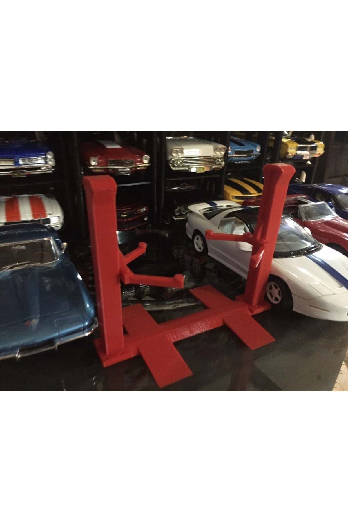 Lucest 1:18 & 1:24 Ölçekli Araba Asansörü (Plastik Aparattır!!!)