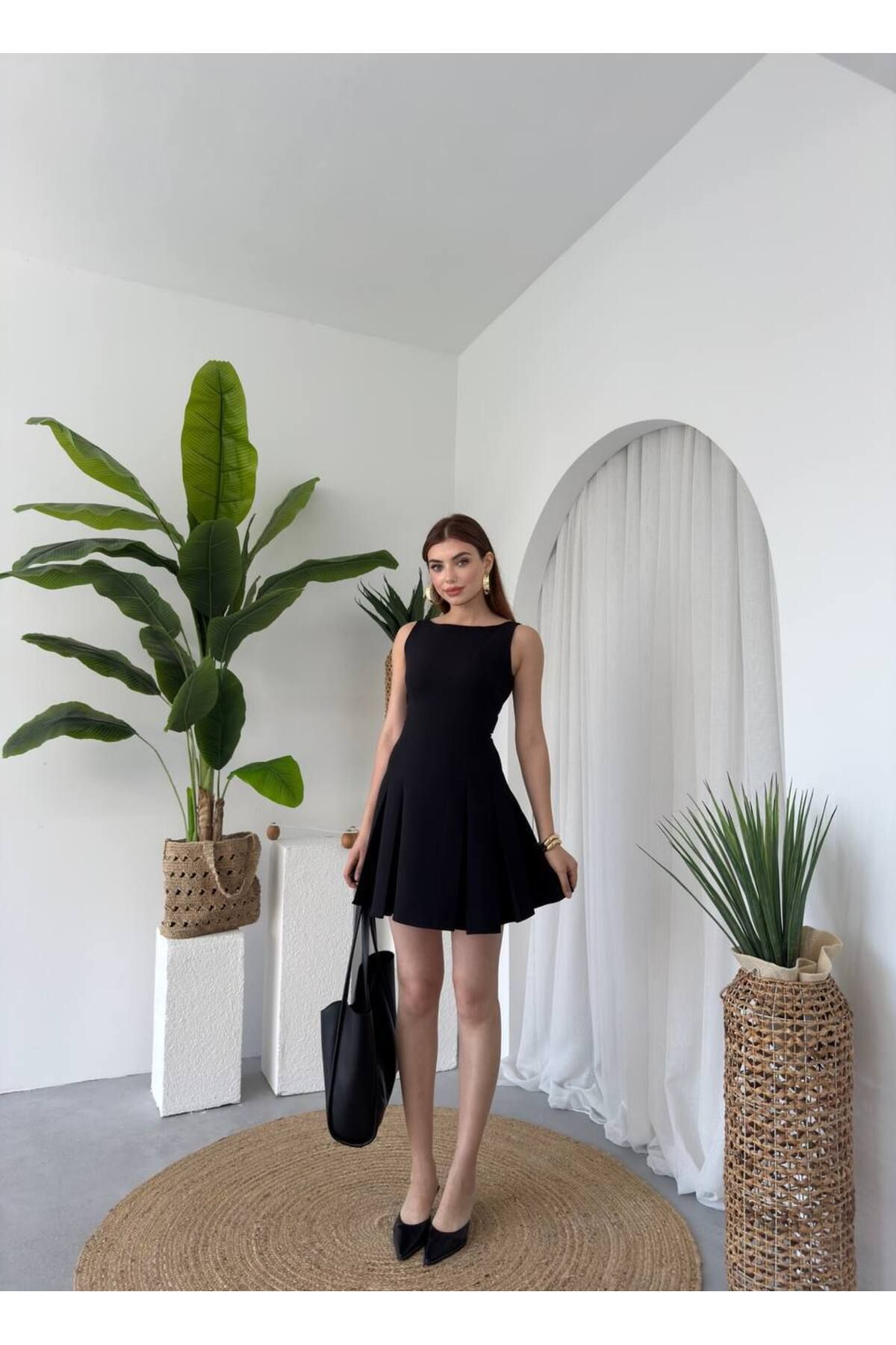 ETİKAFASHION PİLELİ ATLAS KUMAŞ MİNİ ELBİSE
