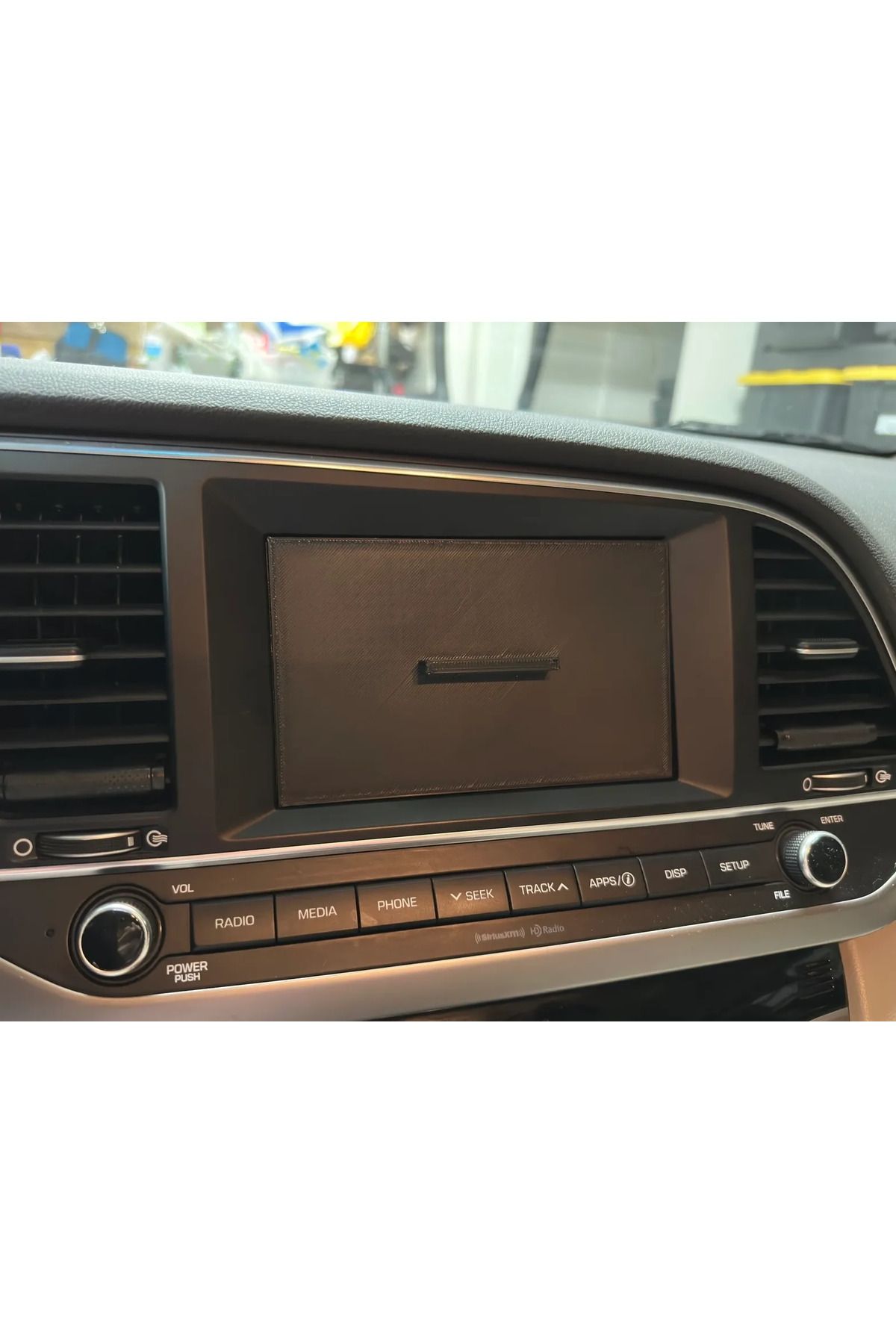 Lucest 2017 Elantra Ekran Kapağı (Plastik Aparattır!!!)
