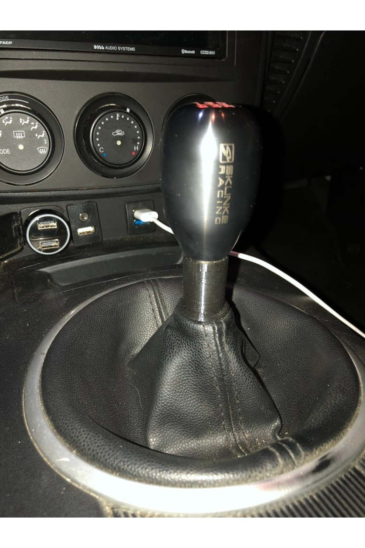 Lucest MX-5 NC Skunk2 Vites Düğmesi Aracası (Plastik Aparattır!!!)