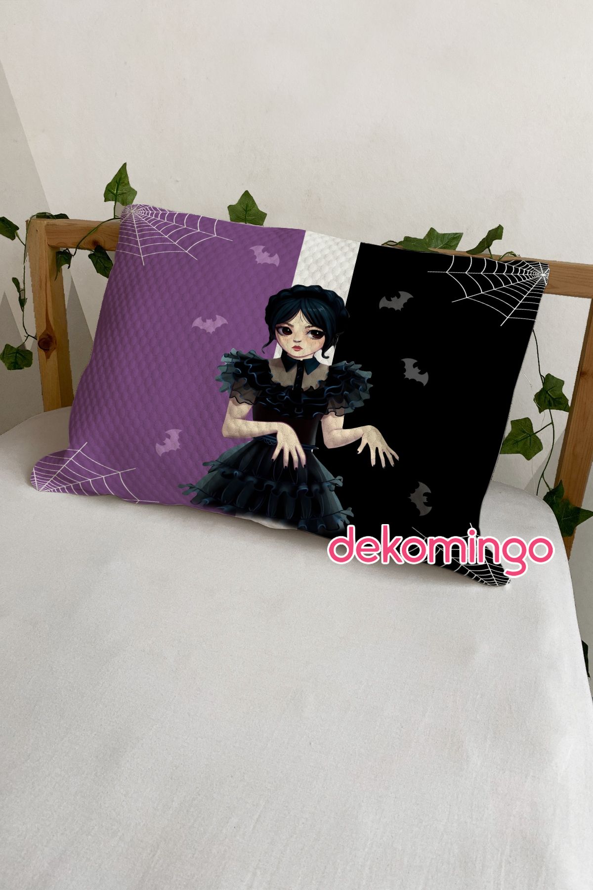 dekomingo MOR SİYAH WEDNESDAY 2 ADET YASTIK KILIFI