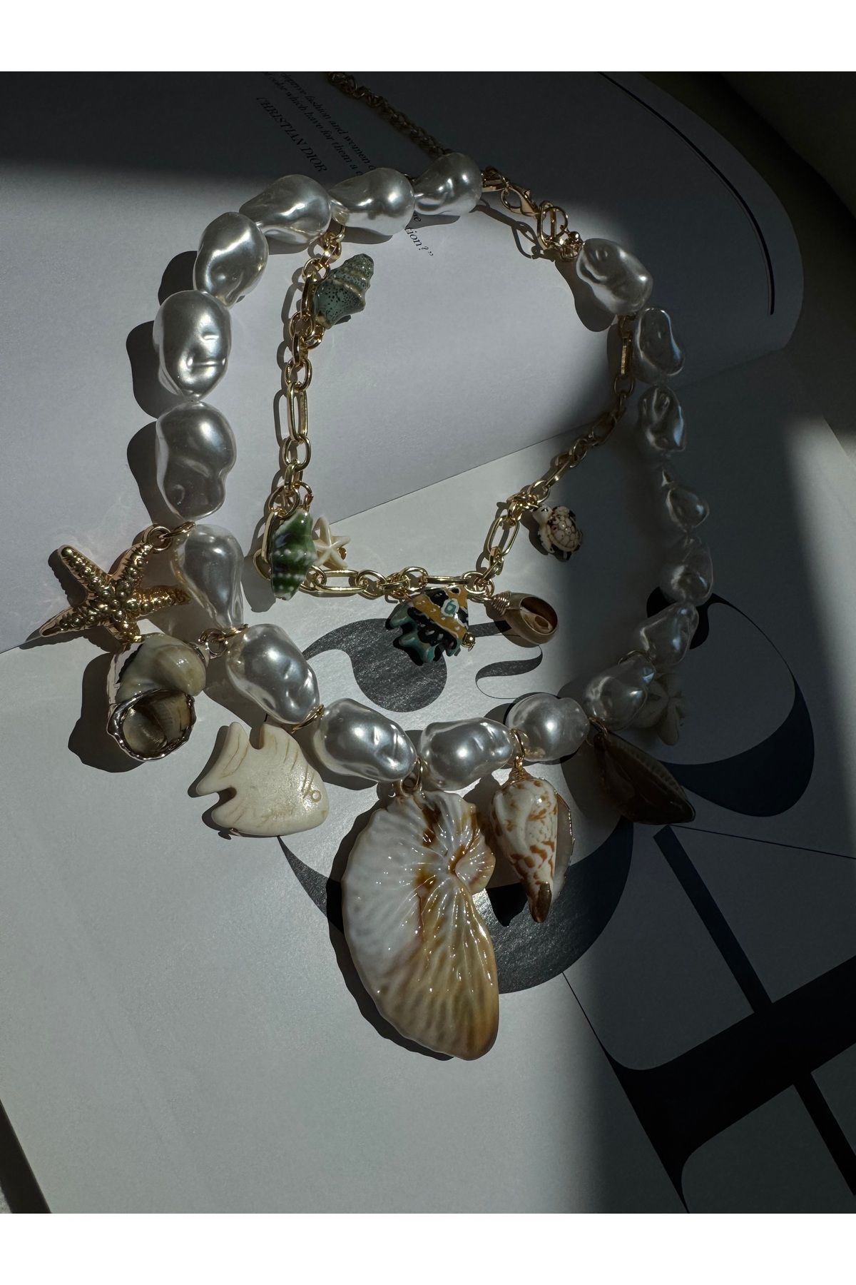 popcouturetr Barok İncili & Zincirli Charm Kolye