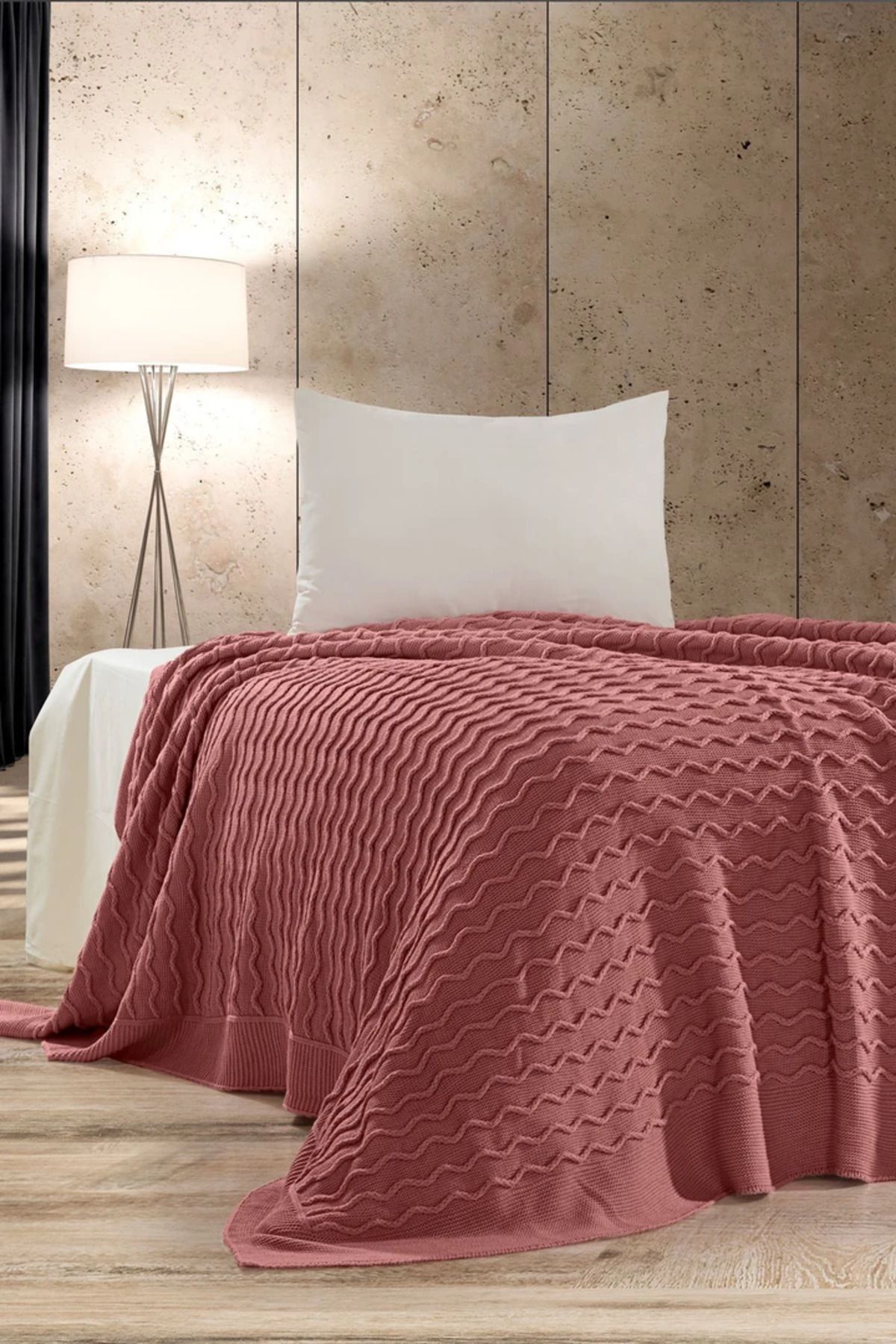 DOUX HOME Linda Triko Yatak Örtüsü Tek Kişilik 180 X 230 Cm