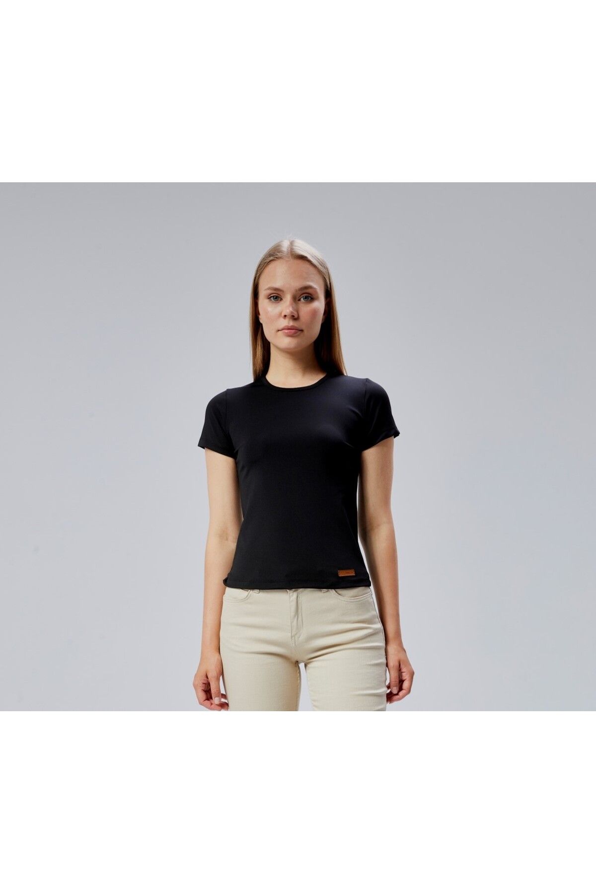 FHELIA Kısa Kollu Bisiklet Yaka Basic Esnek Likralı Perfect Slim Fit Body