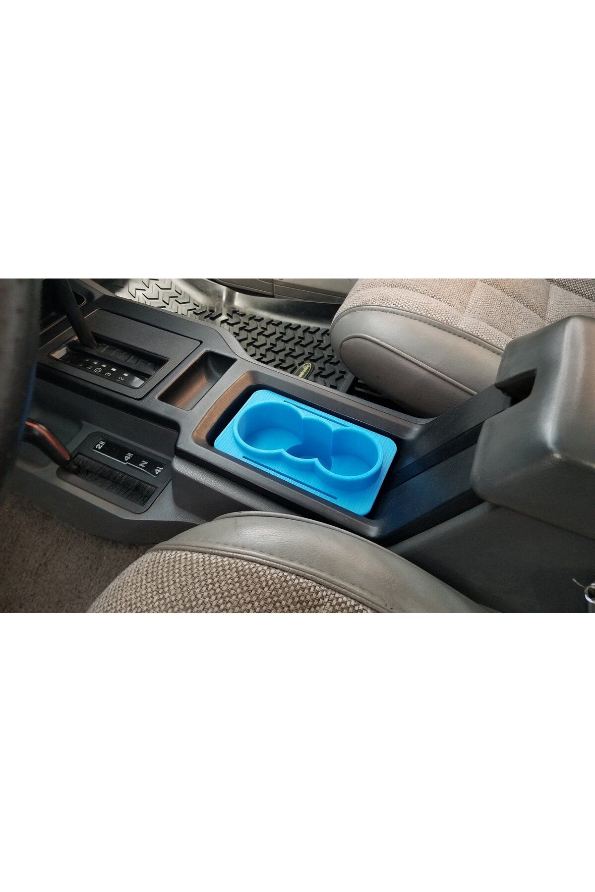 Lucest Jeep Comanche Cup Tutucu (Plastik Aparattır!!!)