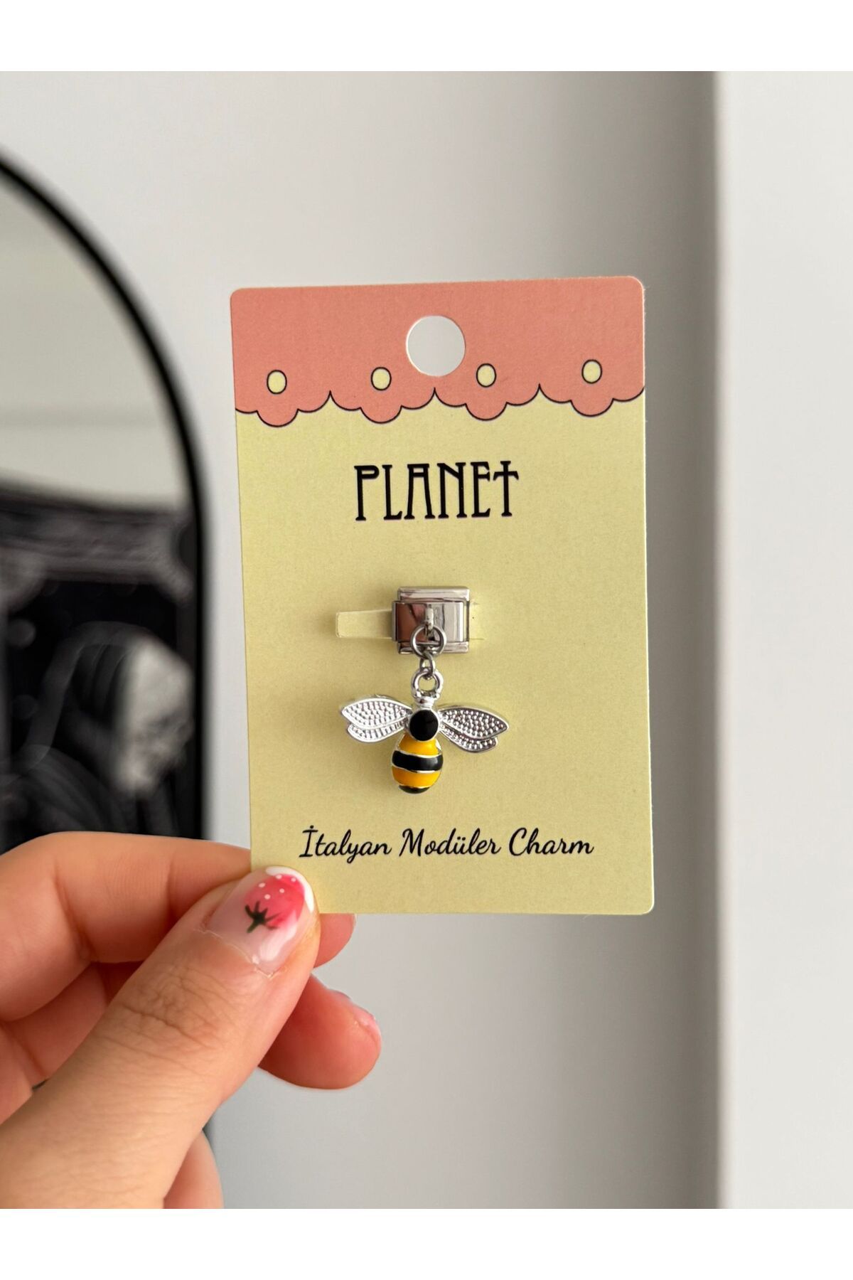 Planet Butik Arı Sallantılı Kartlı İtalyan Charm