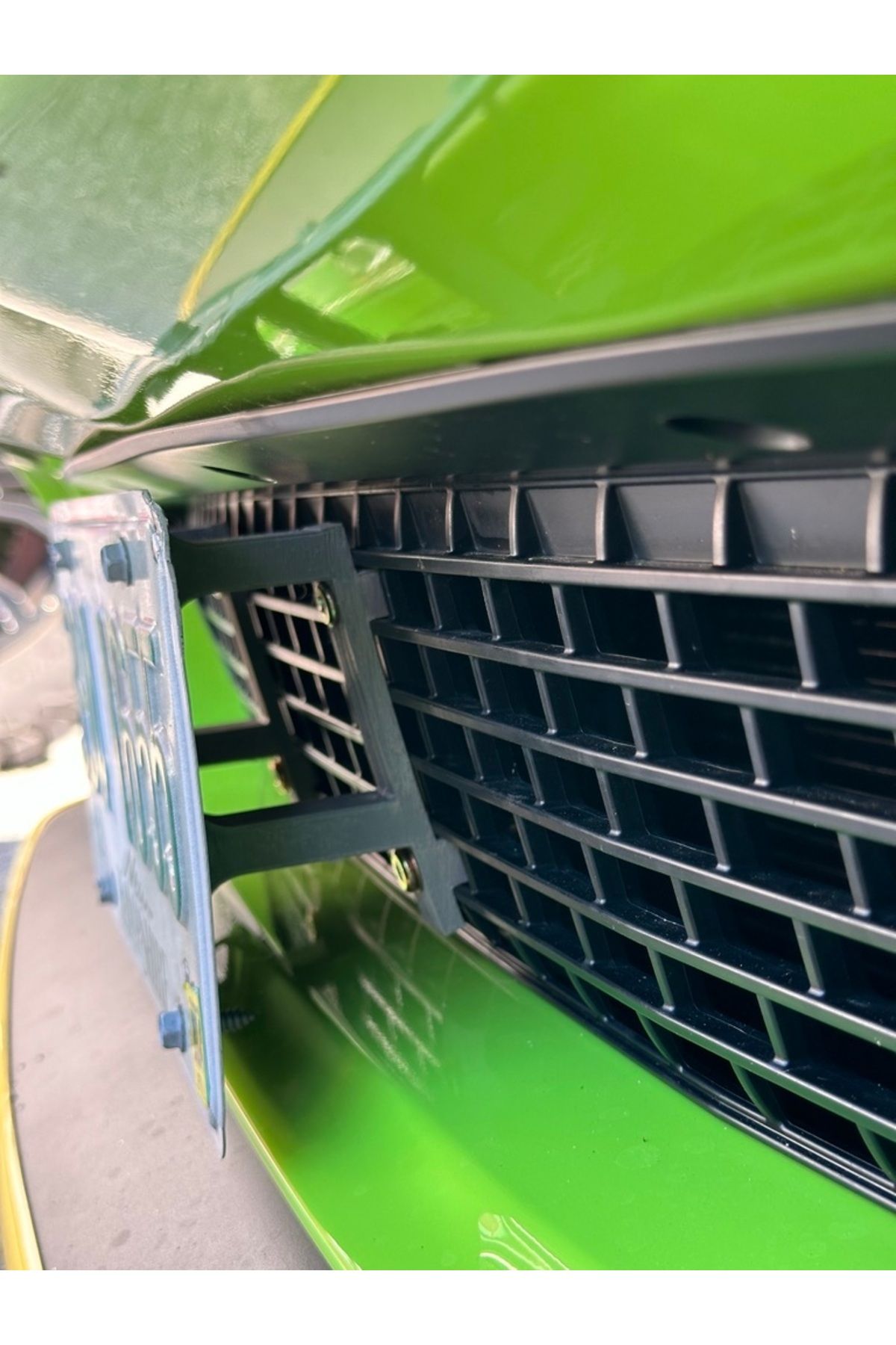 Lucest Plaka Plakası Braketi - Dodge Challenger 392 geniş gövdesi (Plastik Aparattır!!!)