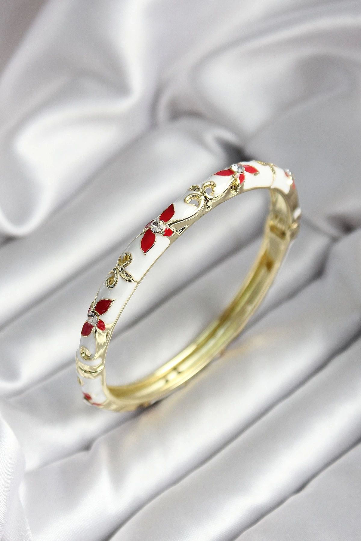 GLIMMERY Mineli Pirinç Beyaz Çiçek Desenli Gold Renk Kadın Kelepçe