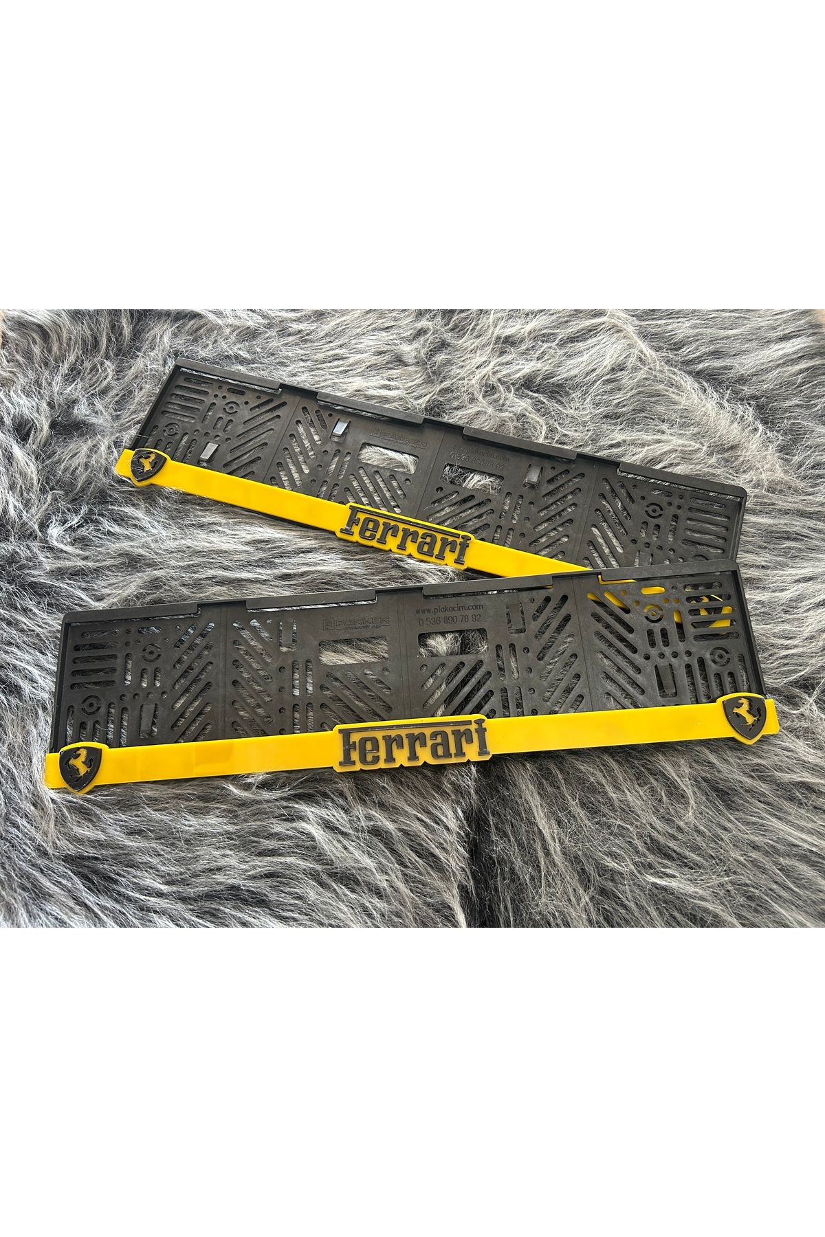 MERLINS OTO Merlins 3D Kabartmalı Pleksi Oto Plakalığı