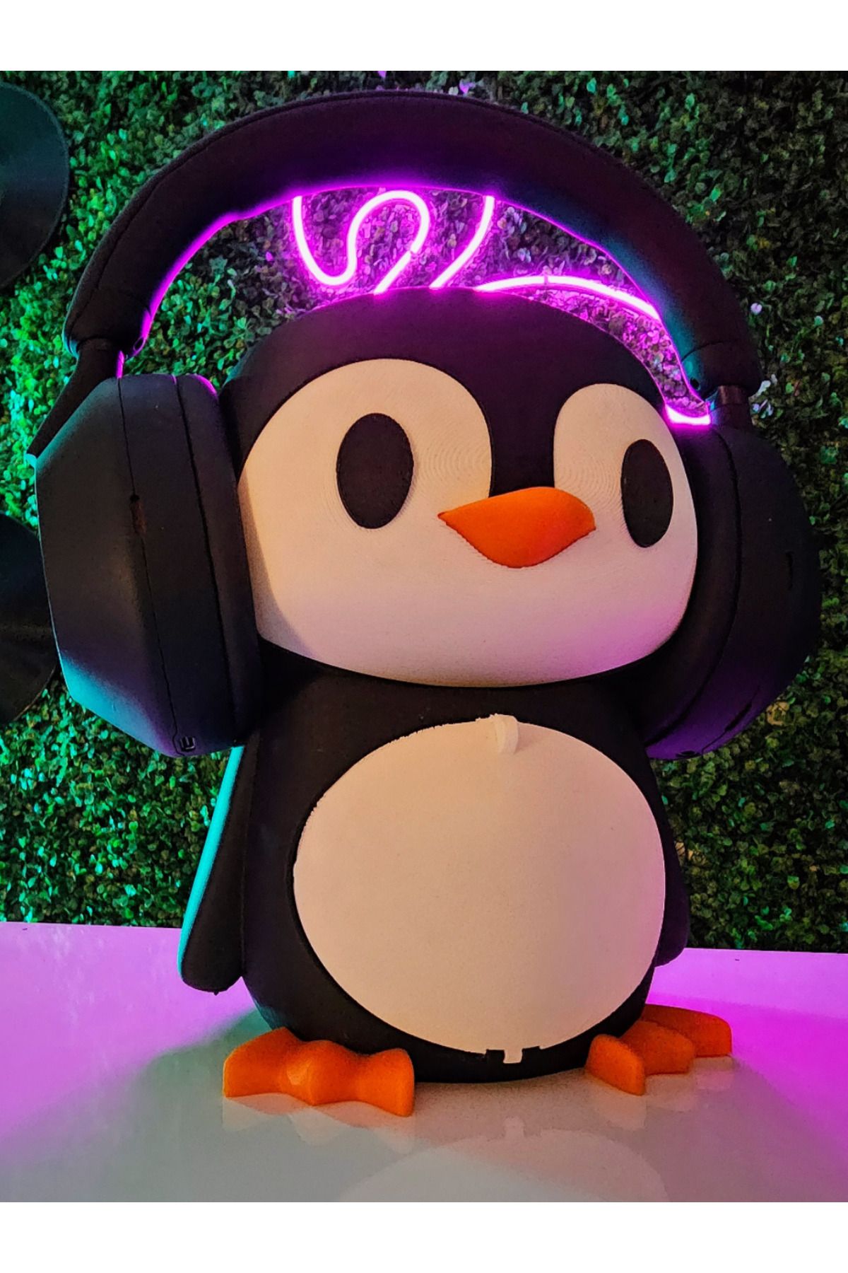 kast3d Penguen Kulaküstü Kulaklık Standı - Bluetooth kulaklık şarj istasyonu