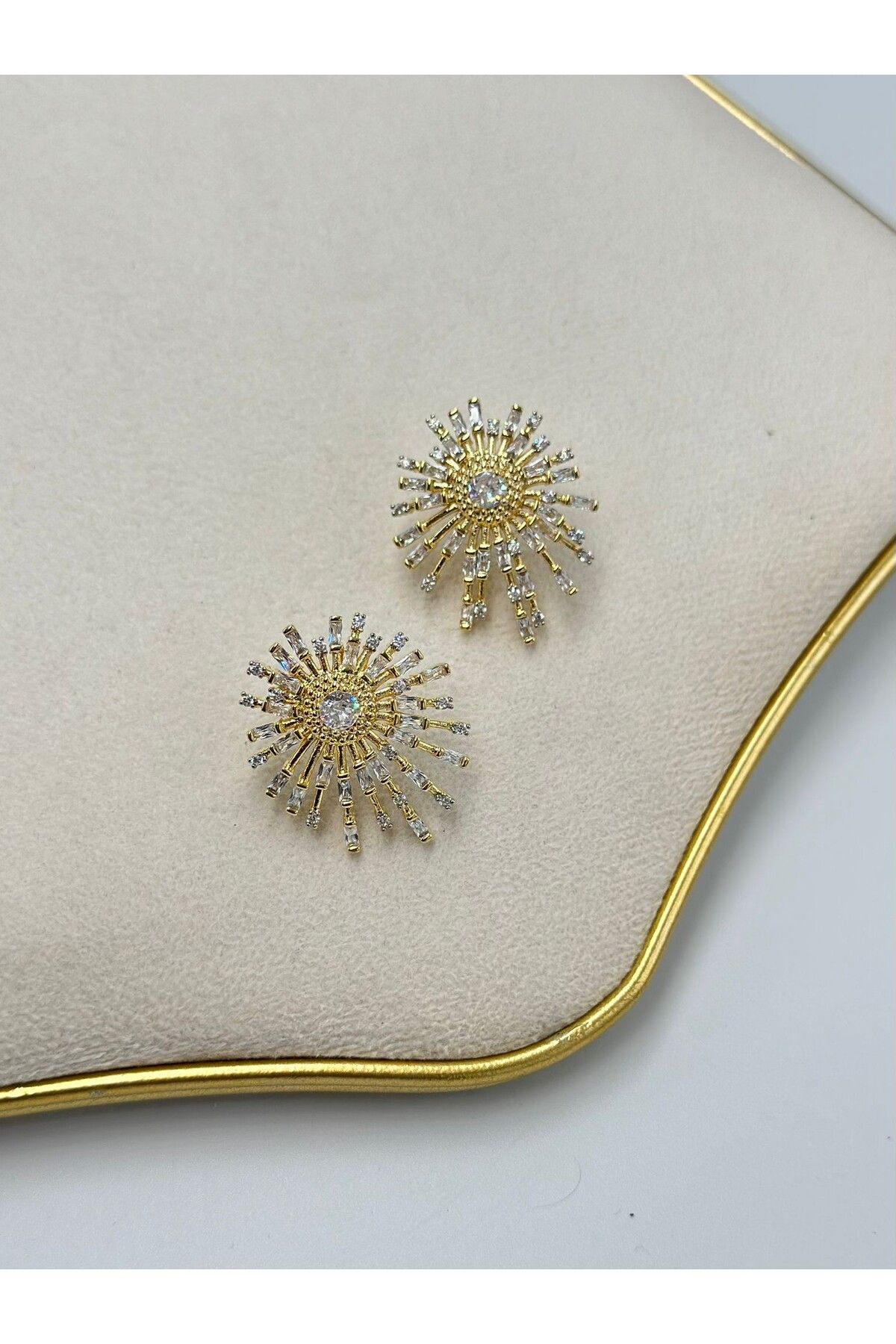 MyladyAccessoriess Baget Taş Detay Premium Güneş Küpe