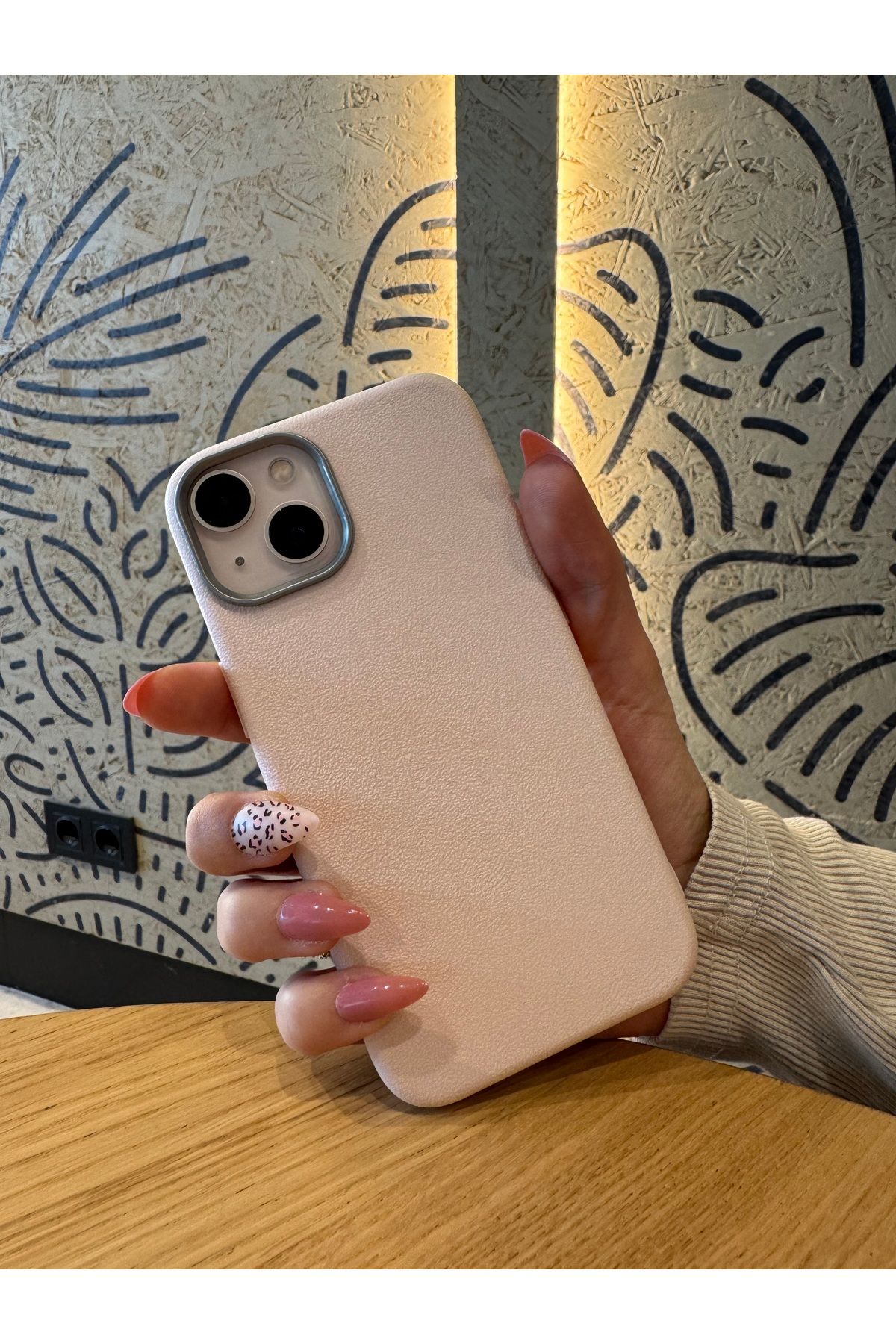 Mois Case İPhone 13-14 uyumlu Deri görünümlü kılıf
