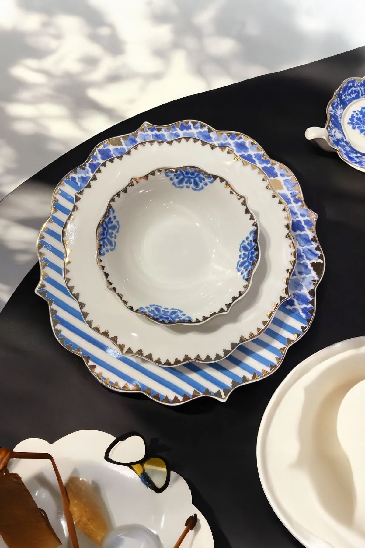 Home 24 Parça Yaldız Süslemeli Bone China 6 Kişilik Sofra Yemek Takımı