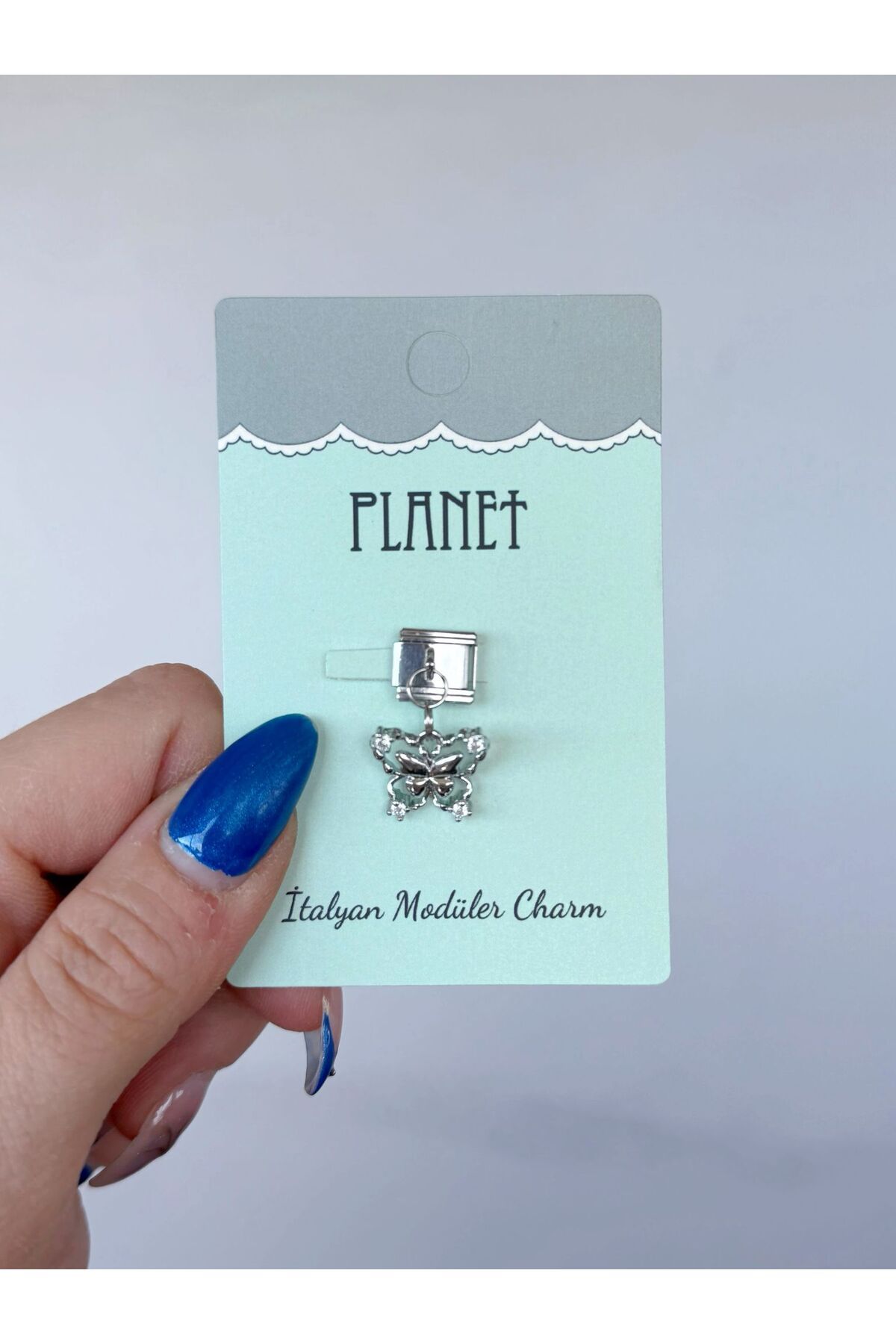 Planet Butik Taşlı Kelebek Sallantılı Kartlı İtalyan Charm
