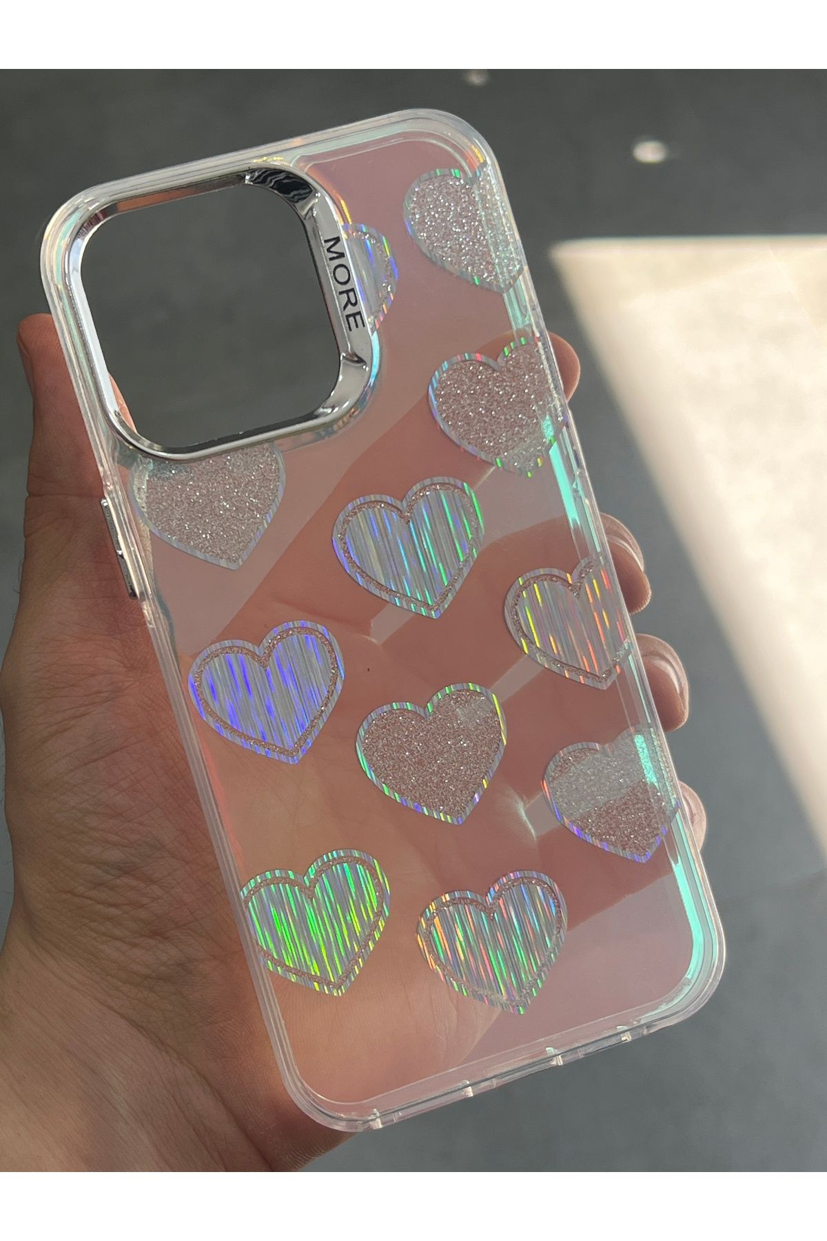 EDELFU iPhone 15 Pro Max Hologramlı Desenli Şeffaf Kapak Gümüş Çerçeveli Koruyucu Telefon Kılıfı