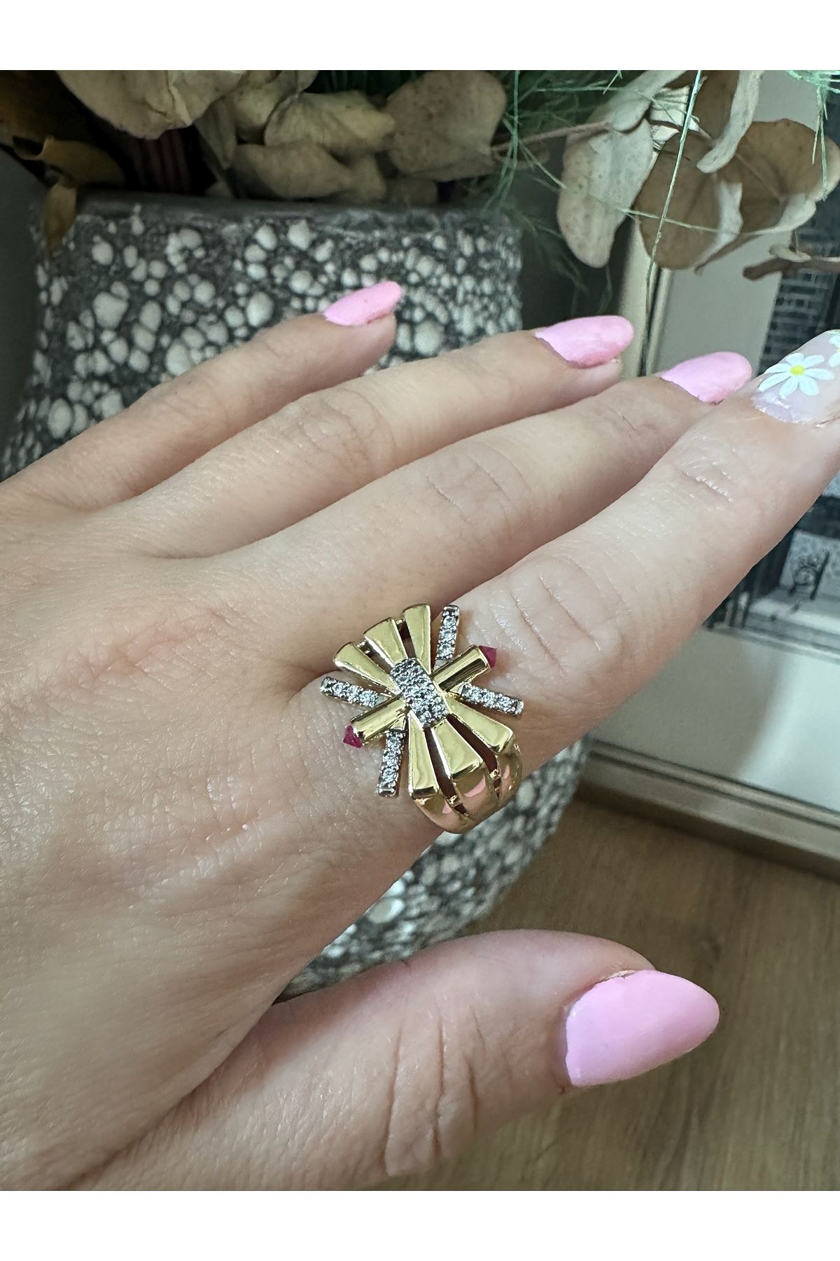 Gilia Jewelry Pembe Zirkon Taşlı Ayarlanabilir Yüzük