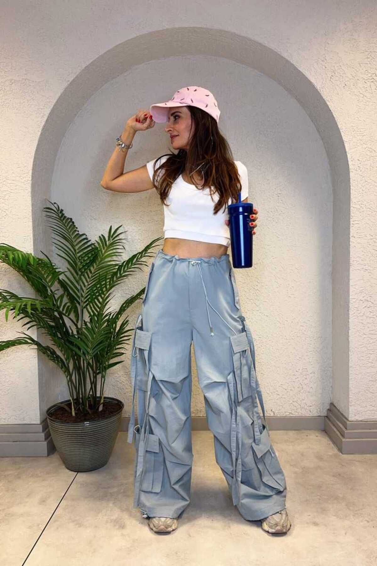 Clothing palette KARGO CEPLİ PARAŞÜT PANTOLON