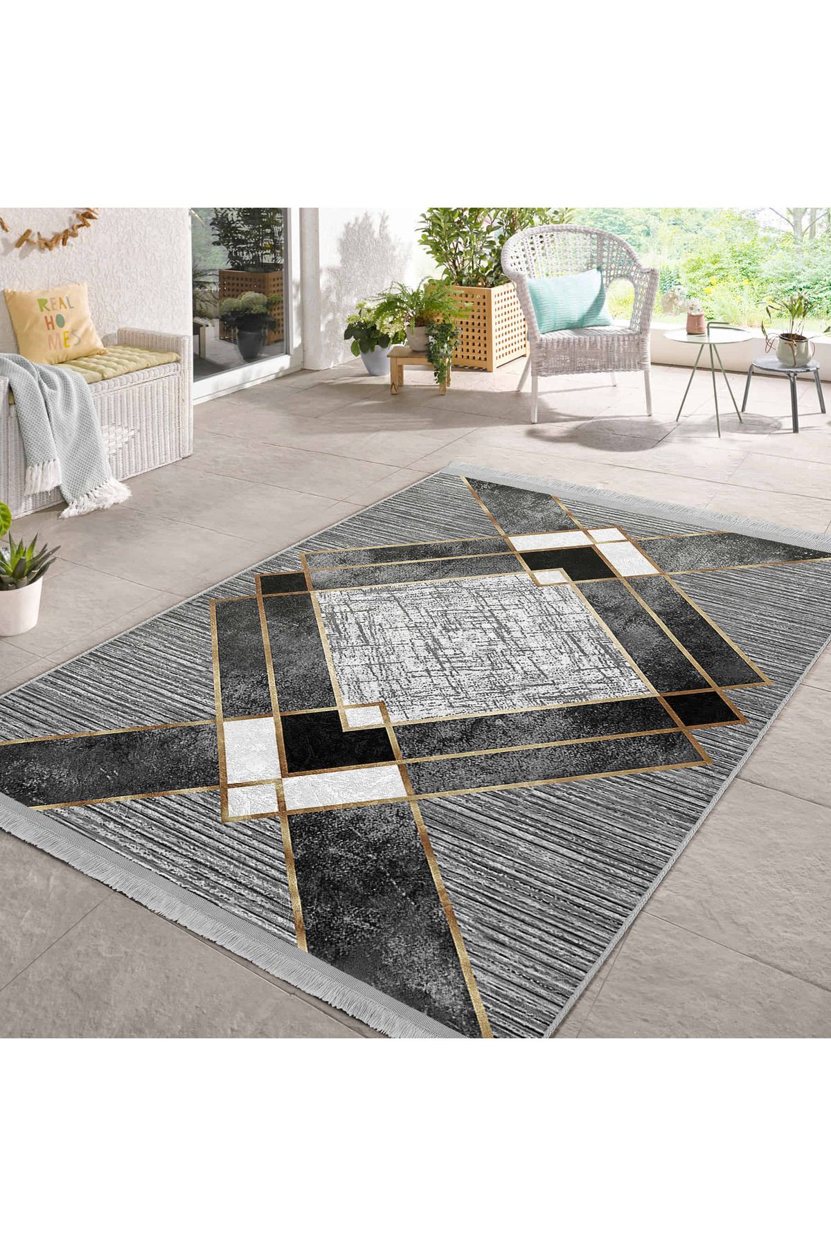 Realhomes Siyah & Beyaz Geometrik Desenli Yıkanabilir Kaymaz Taban Salon Halısı - Modern ve Şık Tasarım