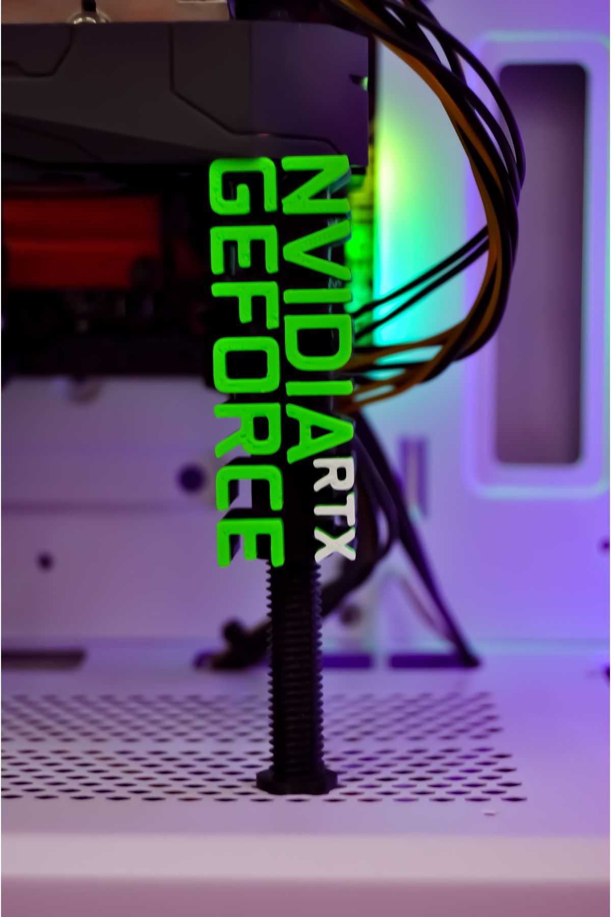 3D Ayarlanabilir RTX Ekran Kartı Tutucu – NVIDIA GEFORCE 3D Baskı Aparat