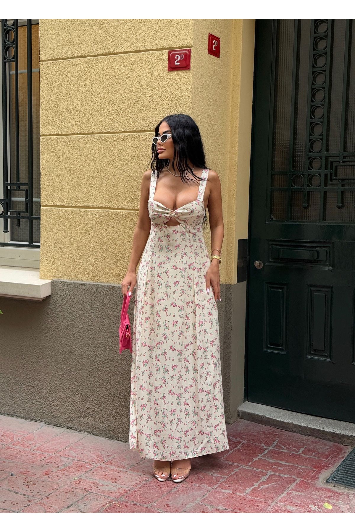 LB Laluna Butik Kadın Kalp Yaka Çiçek Desenli Askılı Uzun Elbise