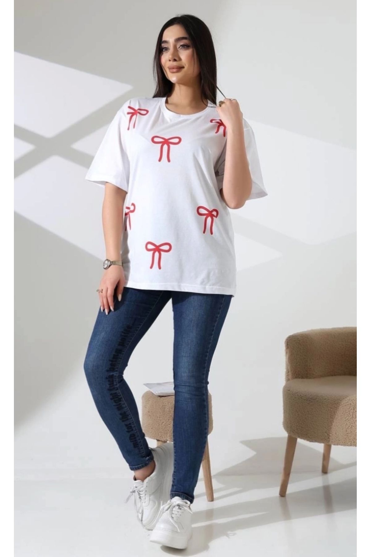 MODA Kurdele desenli tişört