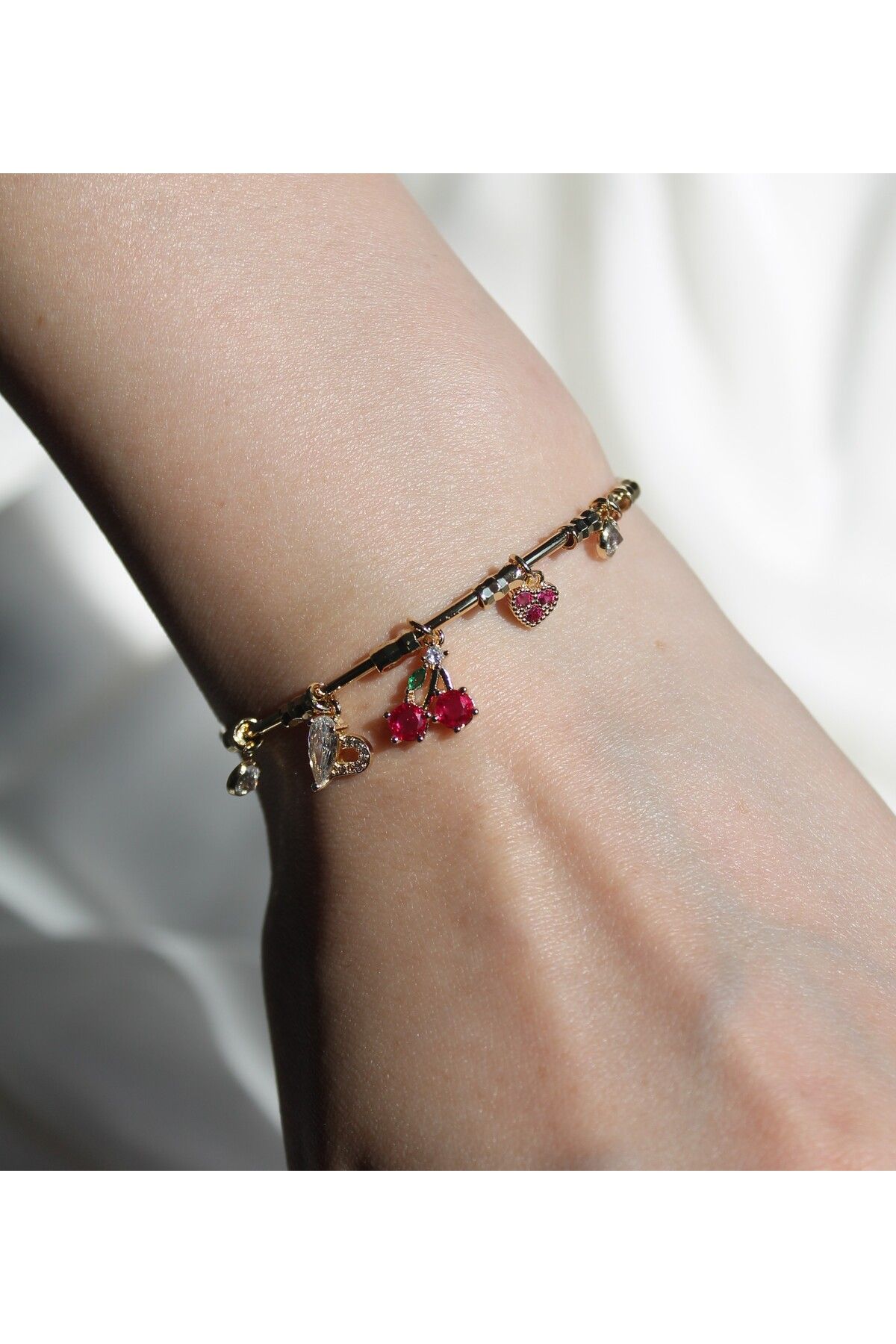TEDDY JEWELLRY KİRAZ YAZ KONSEPTLİ CHARMLI ZARİF BİLEKLİK