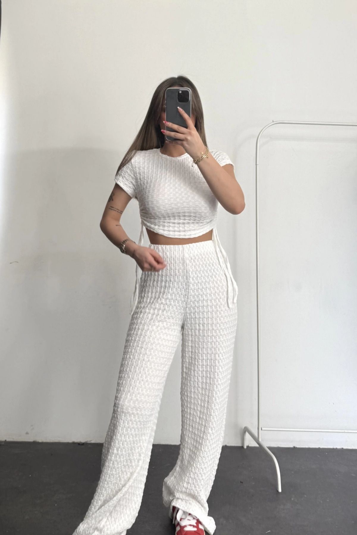 MOZENA Yanları Büzgülü Gofre Kumaş Bluz ve Pantolon Takım