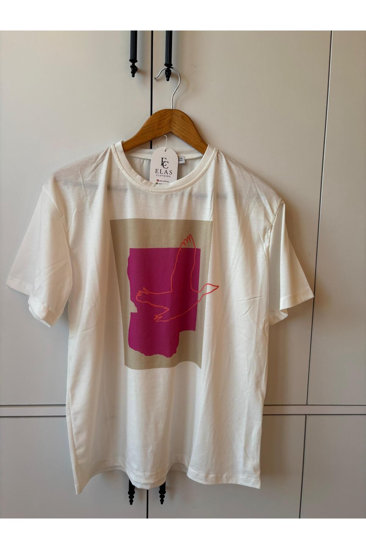 MODA Kadın Kuş Figürlü Beyaz Tişört