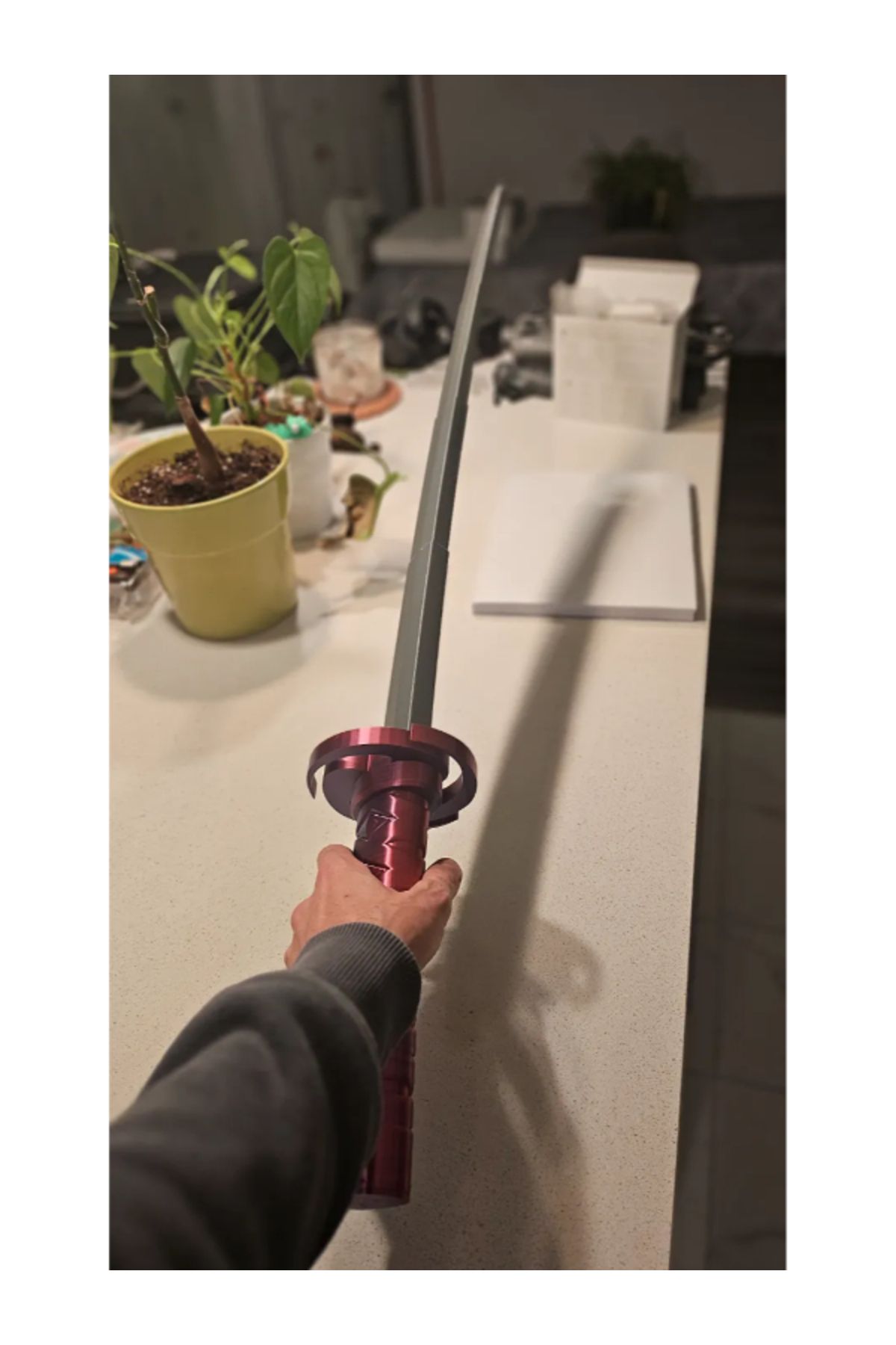 NOMOTHETIC Katana V3 – Kilitli Saplı, Çift Renkli Dekoratif Kılıç