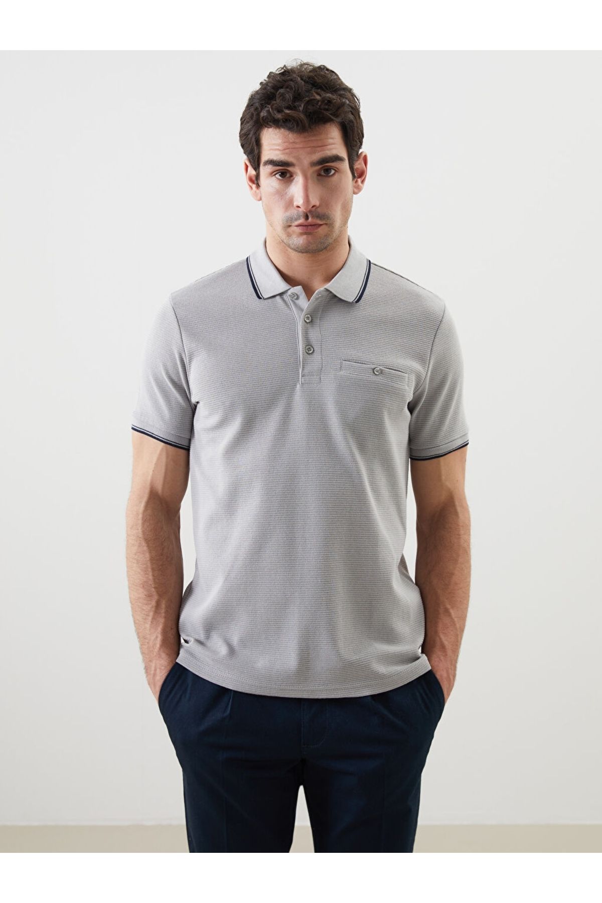LC Waikiki LCWAIKIKI Classic Polo Yaka Kısa Kollu Erkek Dokulu Tişört