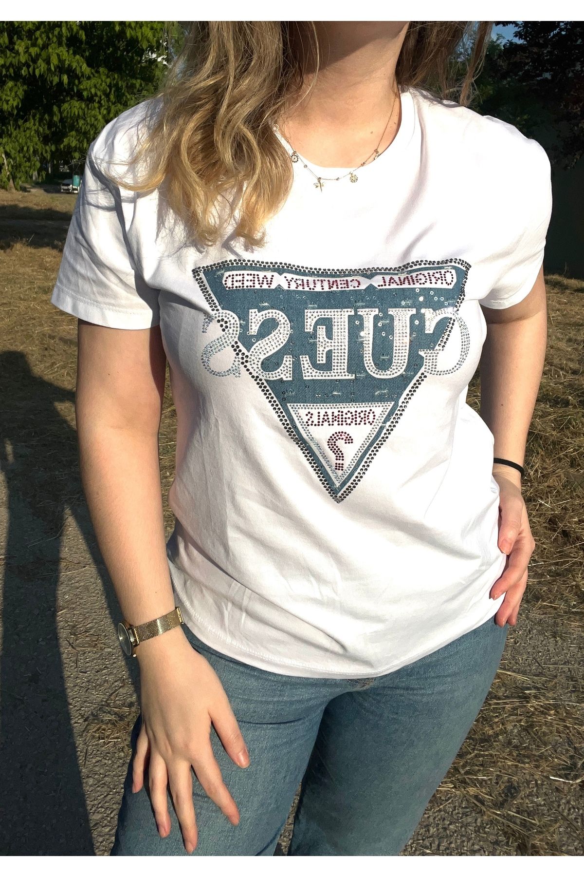 Raquel Ravazza Gues Taşlı Tshirt