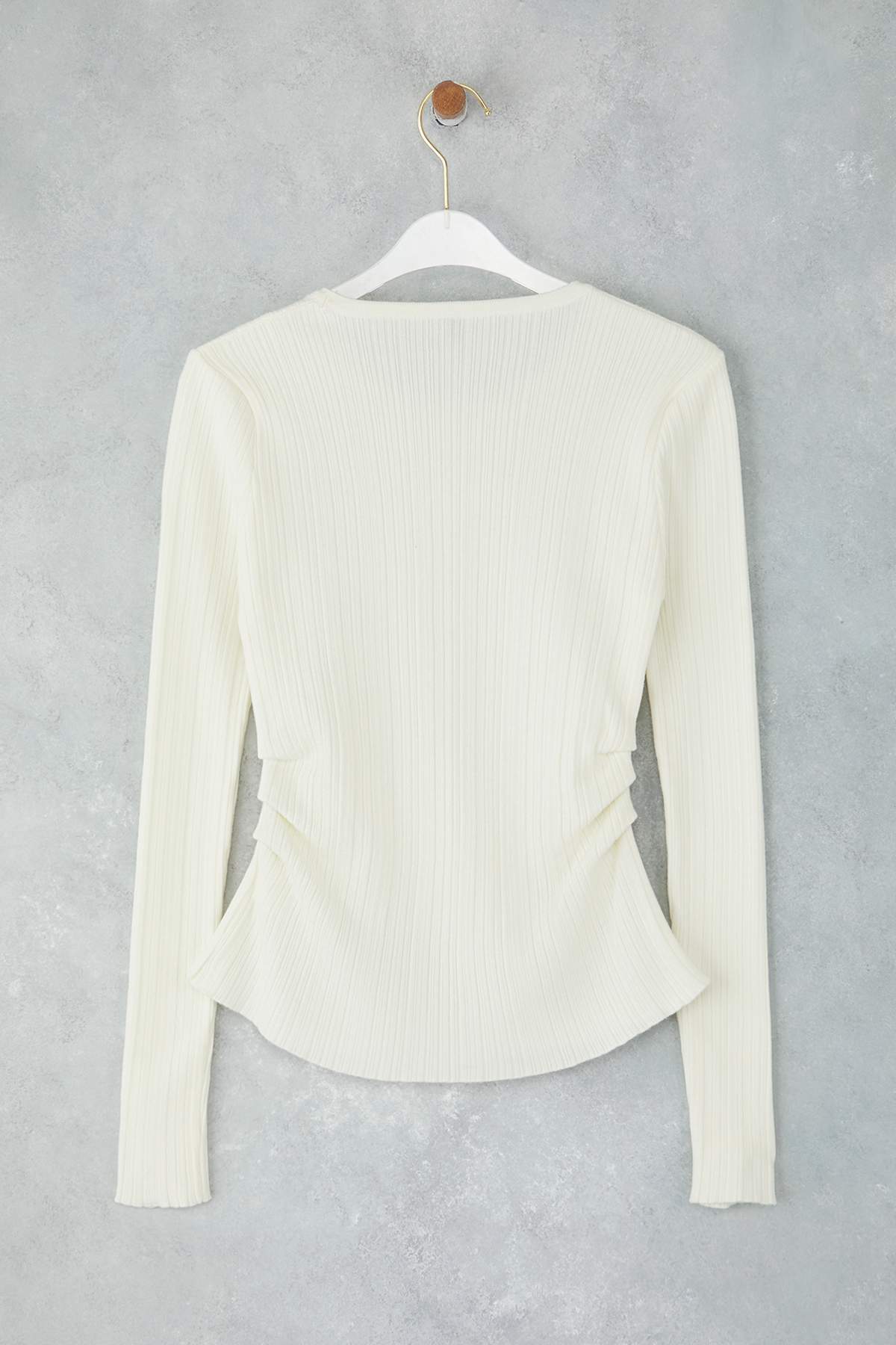 Trendyolmilla  Kemik Merserize Görünümlü Premium İplik/Özel İplik Drape/Büzgü Detaylı Triko Kazak TWOAW26KZ00041 - Görsel 7