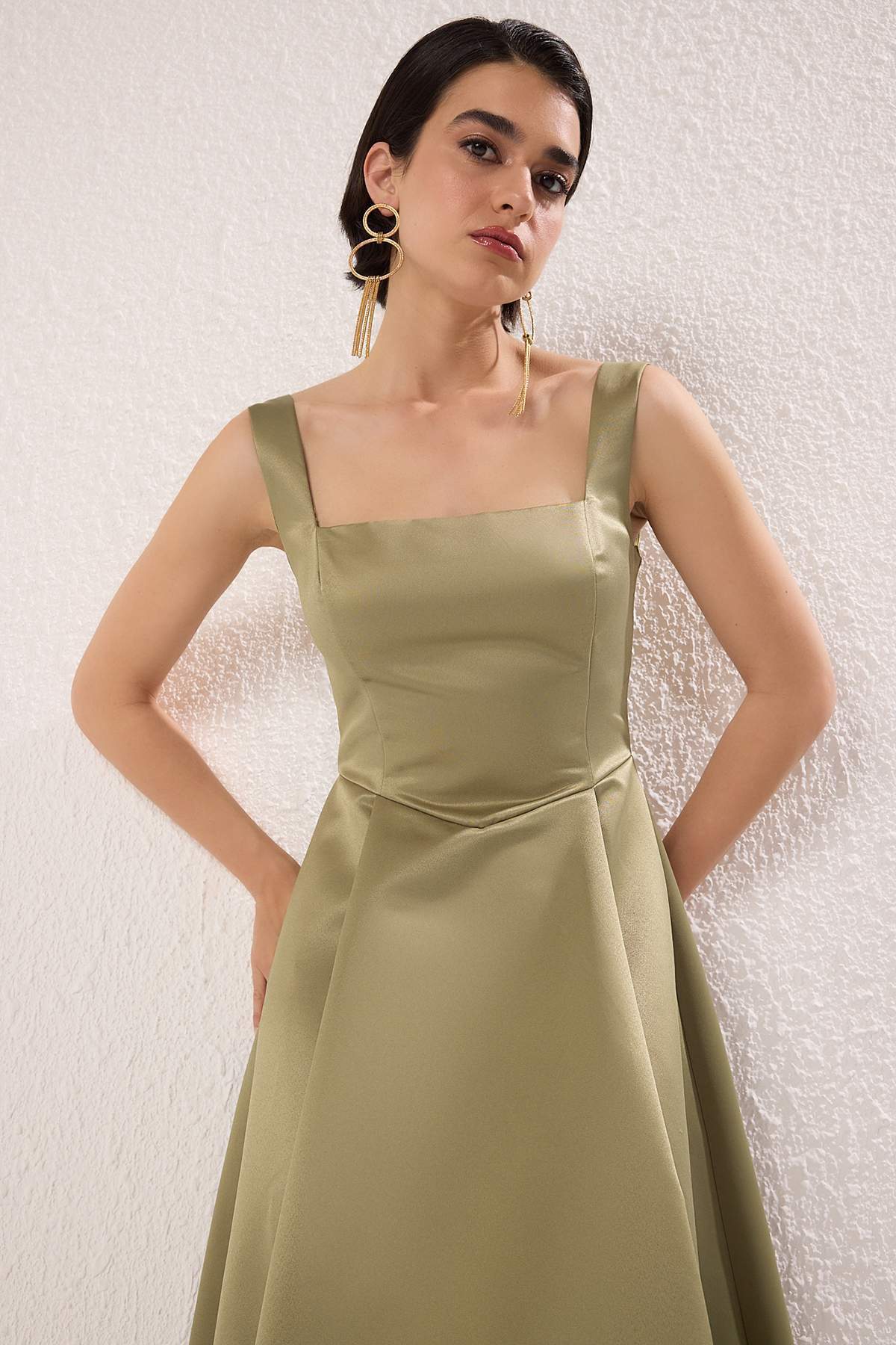 Trendyolmilla  Yağ Yeşil A-Kesim Saten Dokuma Şık Abiye Gece Mezuniyet Elbisesi TPRAW25EL00040 - Görsel 7