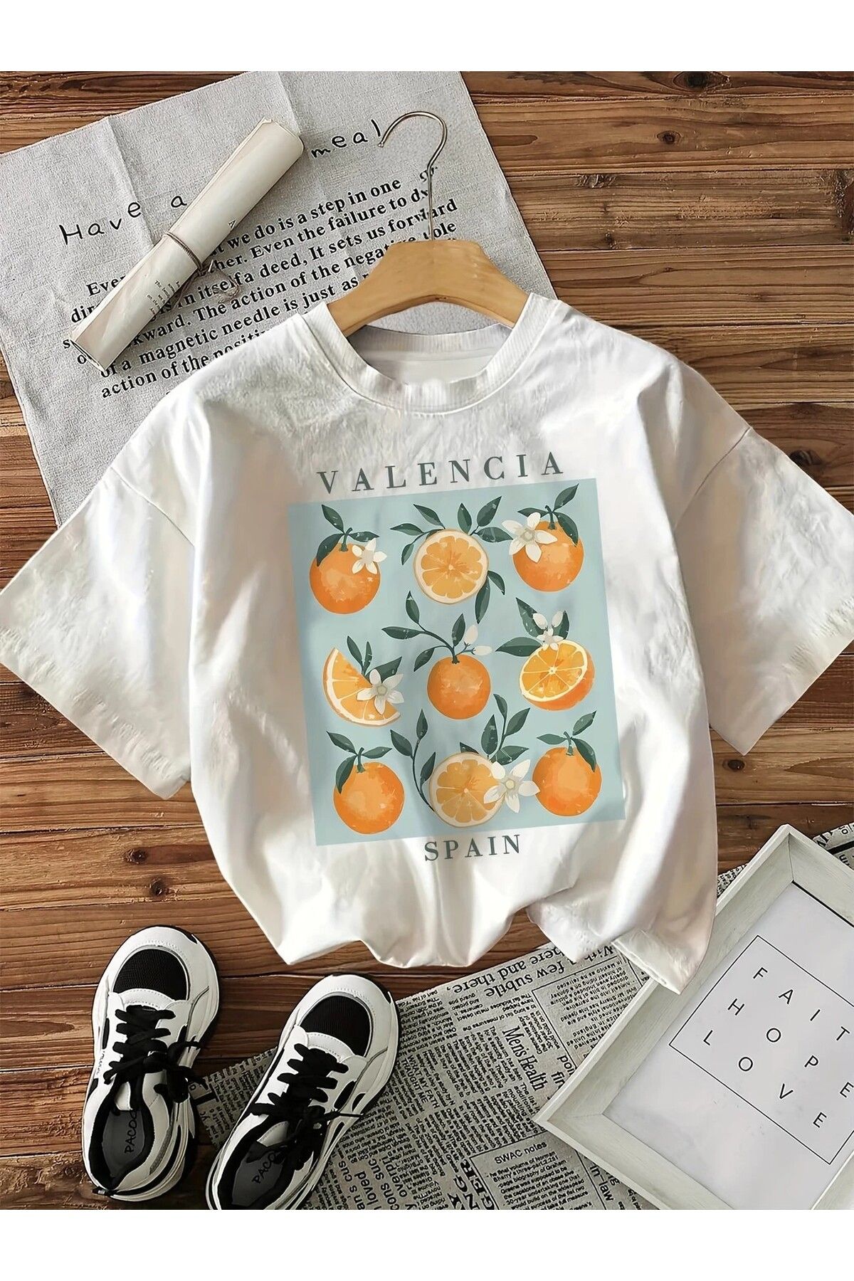 LEIVOR Valencia Portakal Baskılı Kadın T-shirt