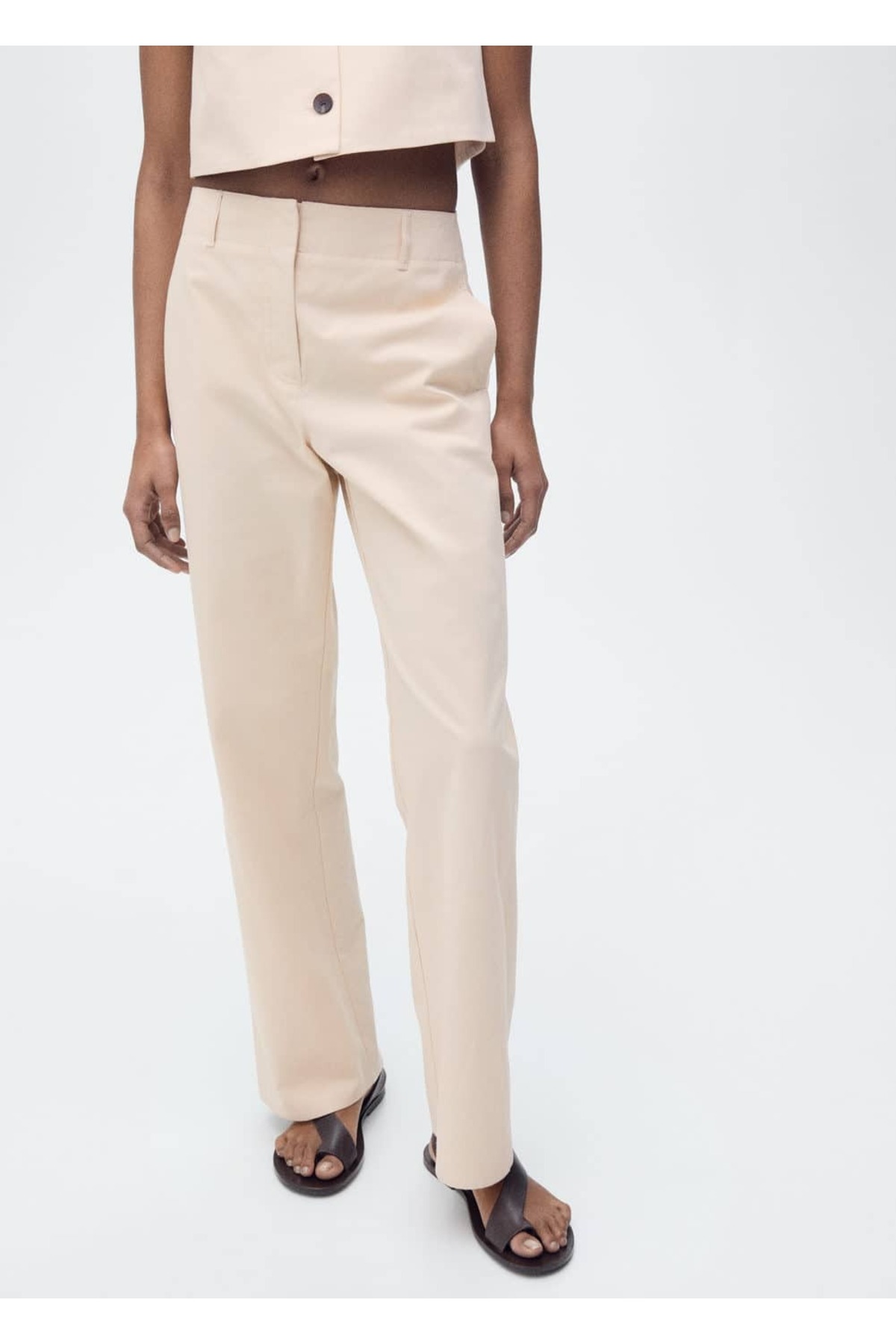 Pamuklu düz kesim orta bel pantolon