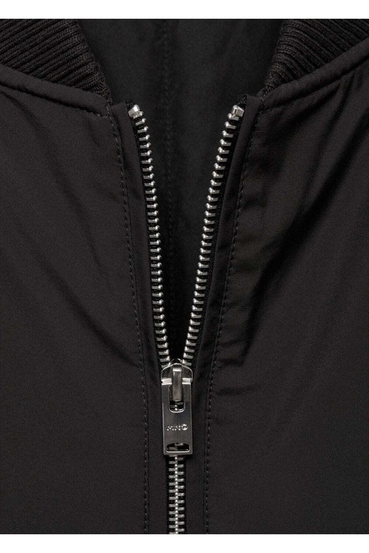 MANGO Man-Gesteppte Bomberjacke mit normaler Passform 7