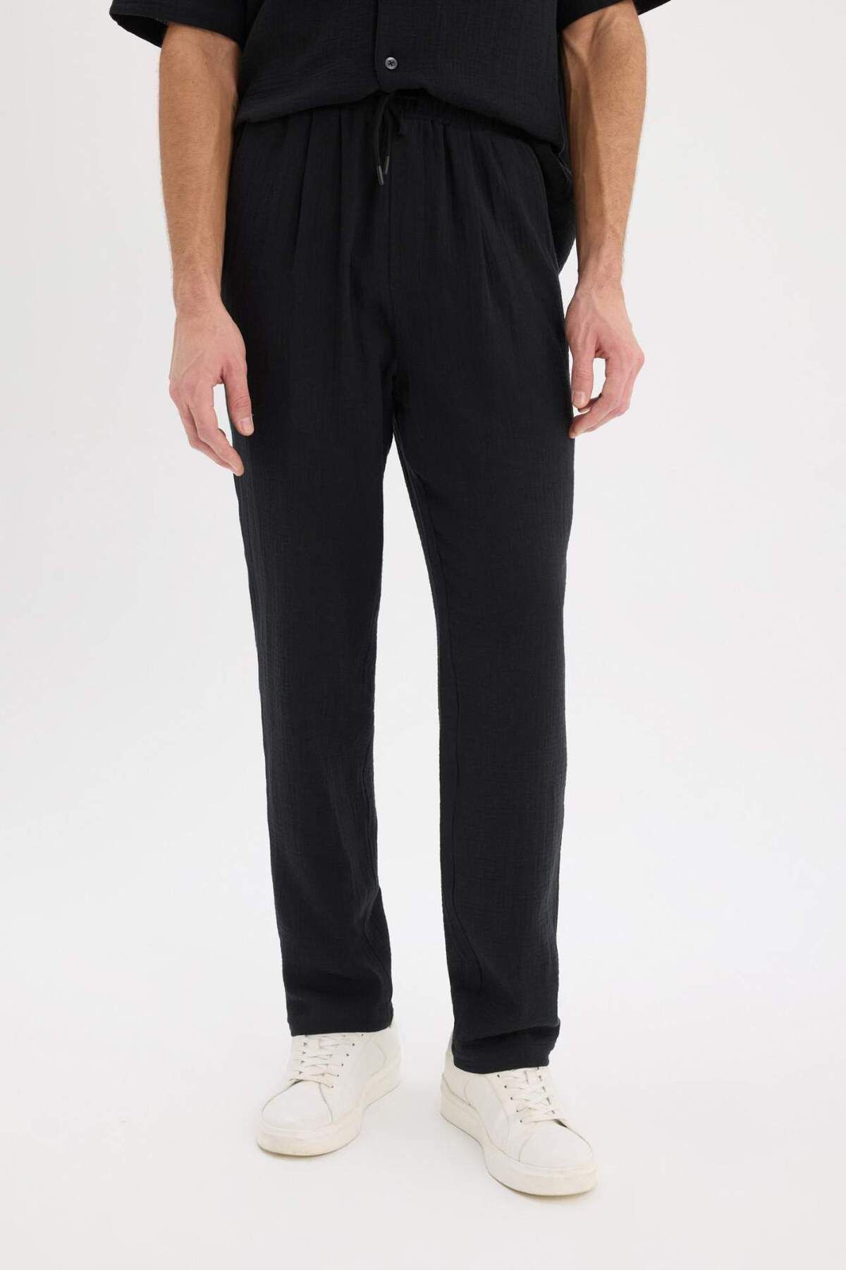 DeFacto %100 Pamuk Relax Fit Rahat Kesim Yazlık Kısa Paça Jogger Pantolon D6144AX25SM