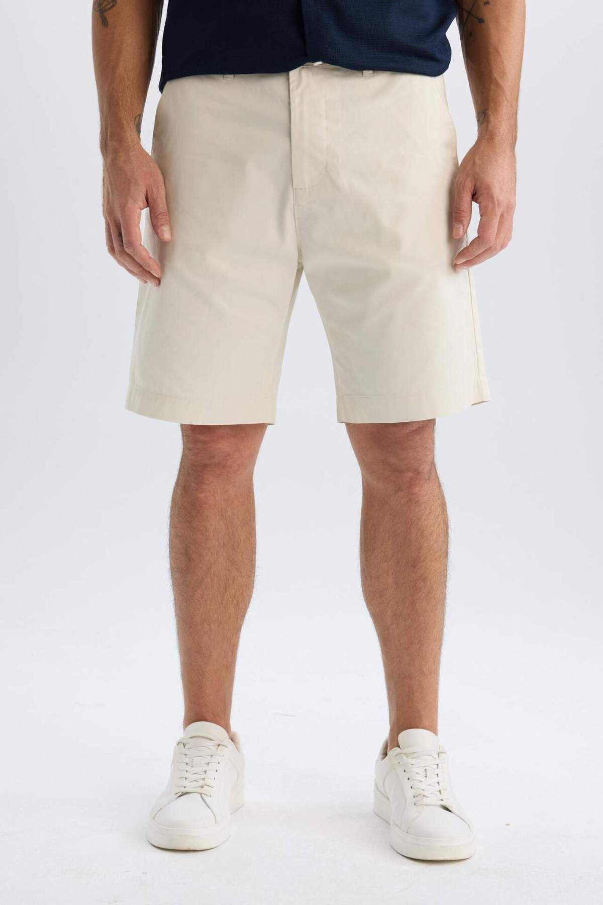 DeFacto %100 Pamuk Regular Fit Gabardin Bermuda Şort C7684AX25SP