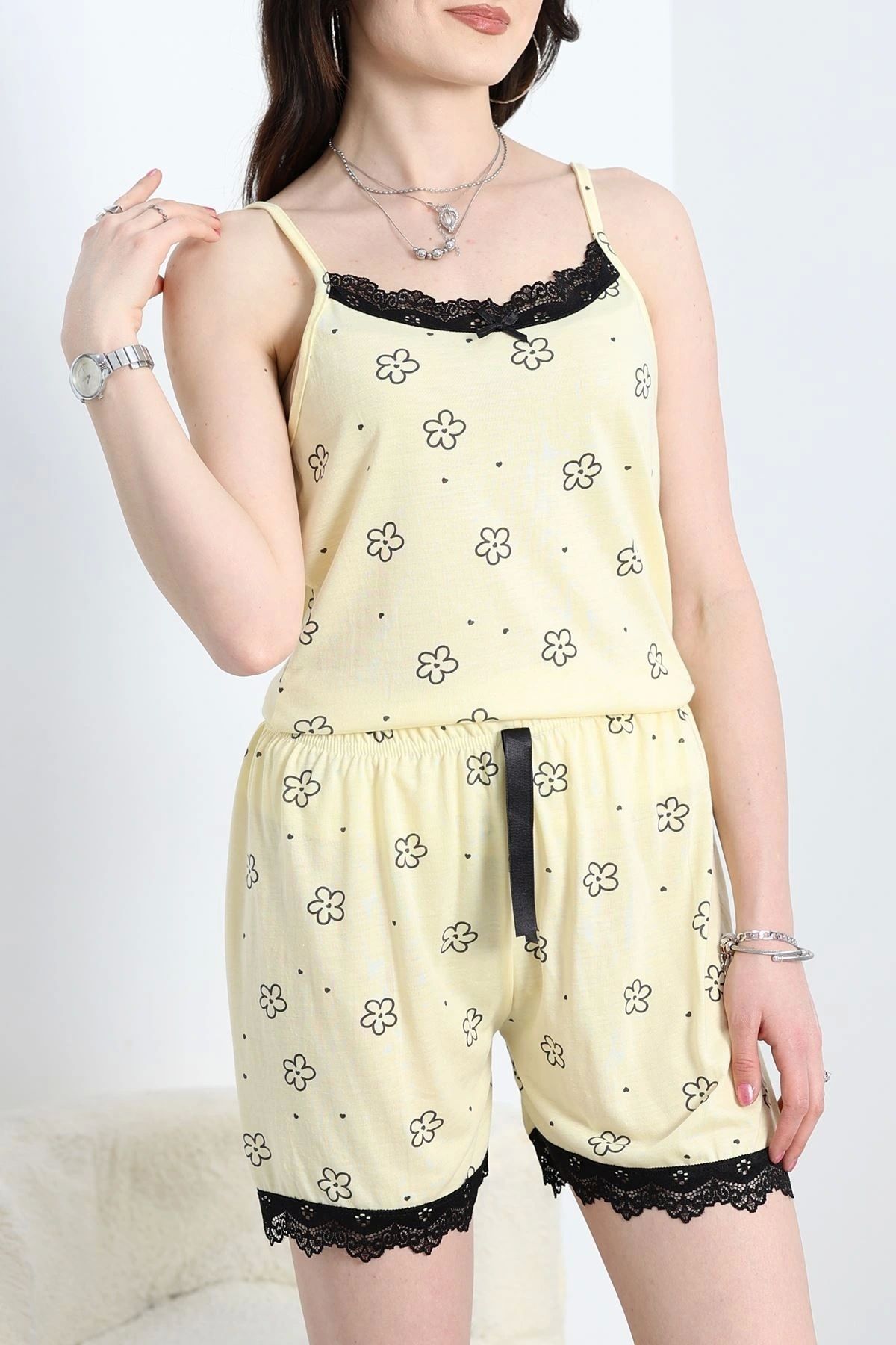 OurStyles Milan Kumaş İp Askılı Dantelli Şort Takım Vizon - 621.1287.