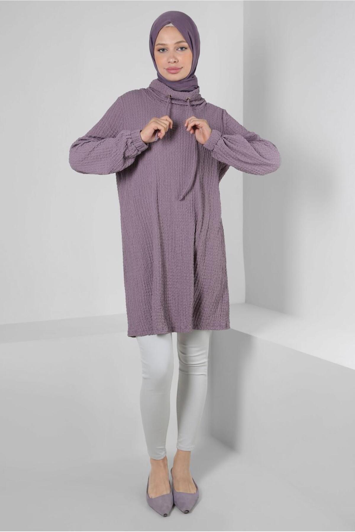 آلوینا تونیک با یقه کراواتی و سرآستینهای کشی ۴۳۹۳۱ آلوینا تونیک با یقه کراواتی و سرآستینهای کشی ۴۳۹۳۱