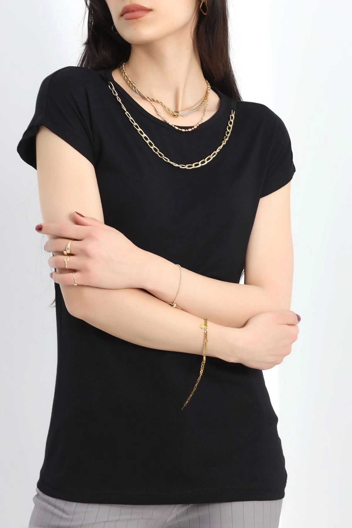 OurStyles Kolye Aksesuarlı Bluz Siyah - 20937.599.