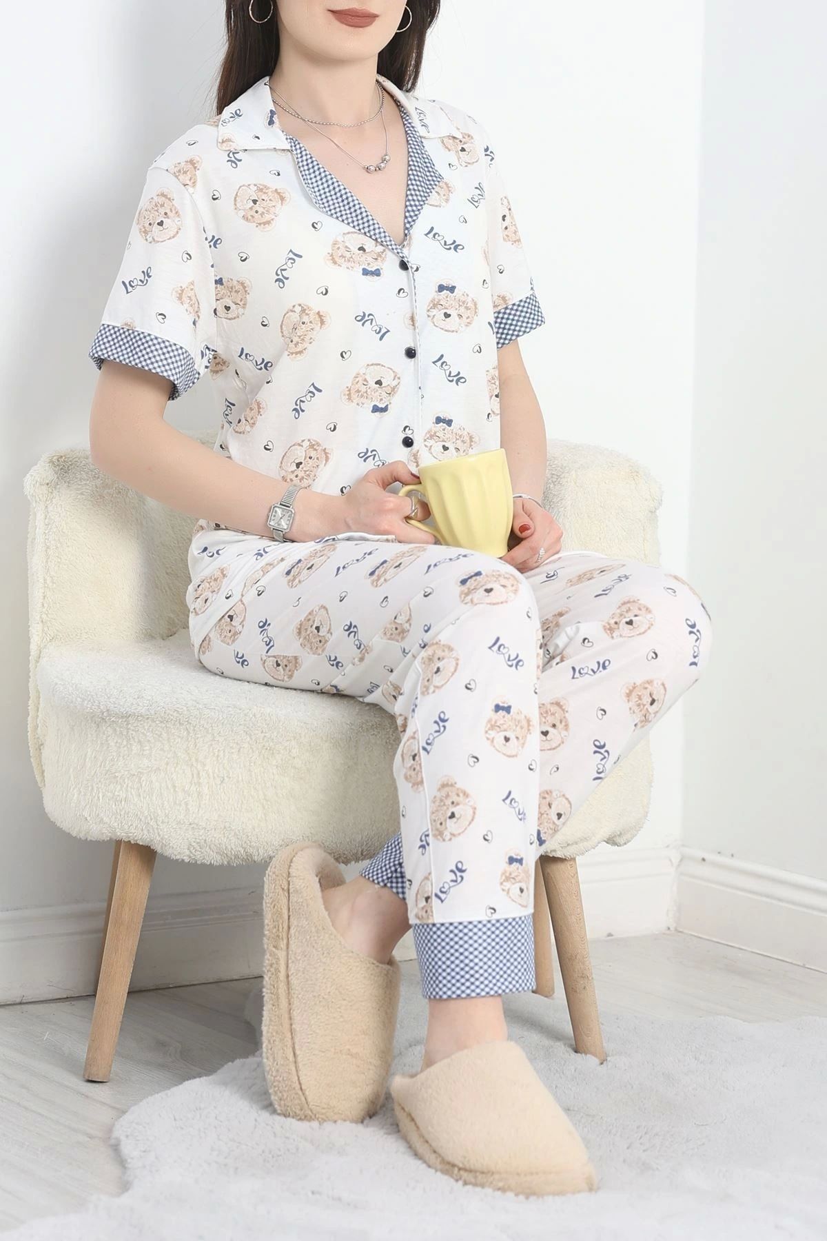 OurStyles Düğmeli Poliviskon Pijama Takımı Ekrumavi - 40926.1961.